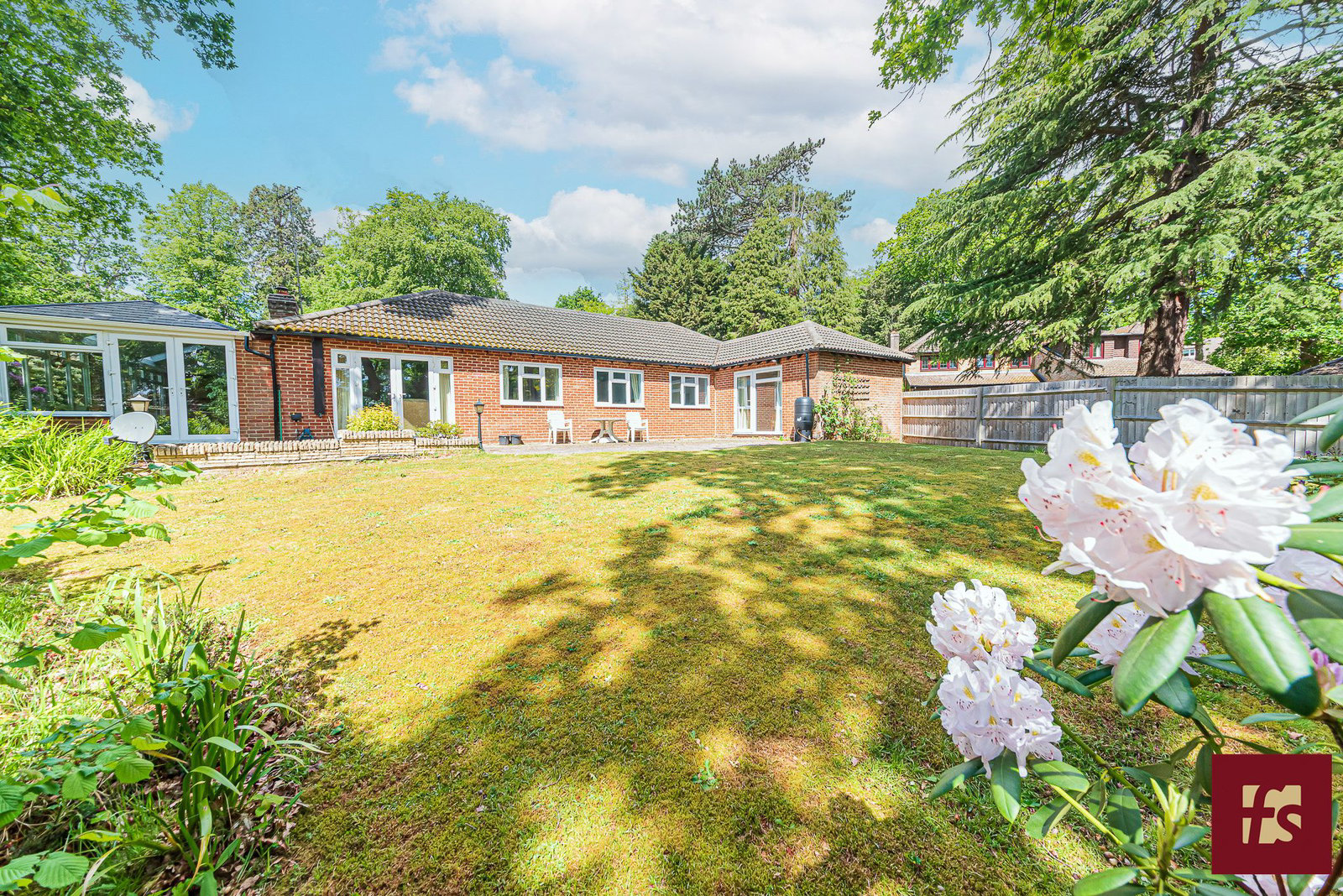 Windrush Heights, Sandhurst, Berkshire GU47 8ET, photo 2