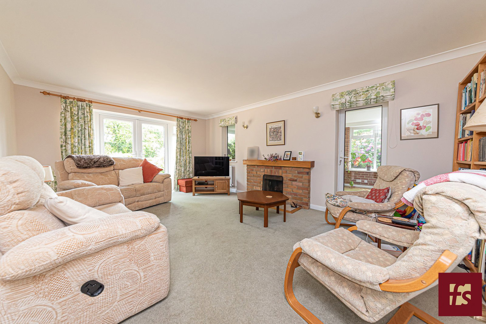 Windrush Heights, Sandhurst, Berkshire GU47 8ET, photo 6
