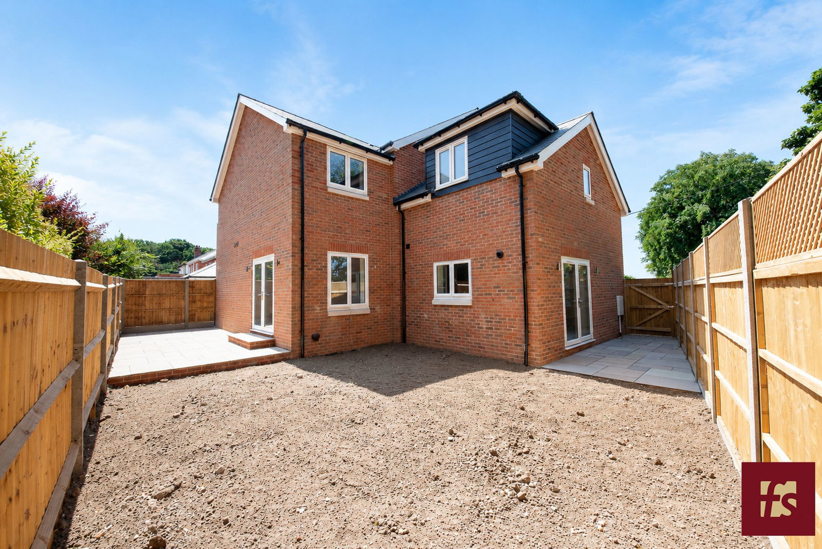 Hunters Mews, Hancombe Road, Sandhurst, Berkshire GU47 8NP, photo 23