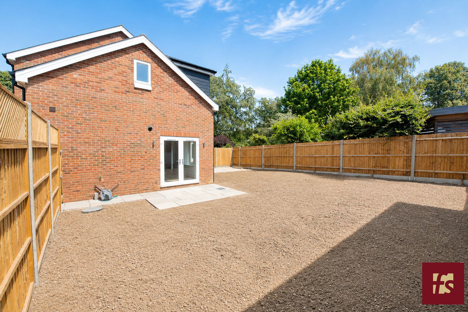 Hunters Mews, Hancombe Road, Sandhurst, Berkshire GU47 8NP, photo 27