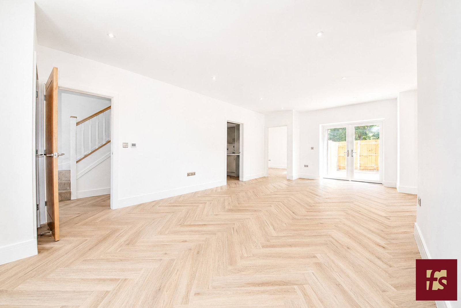 Hunters Mews, Hancombe Road, Sandhurst, Berkshire GU47 8NP, photo 4