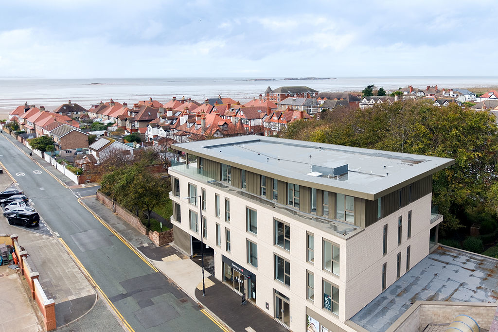 Dee Lane, West Kirby, CH48, photo 22