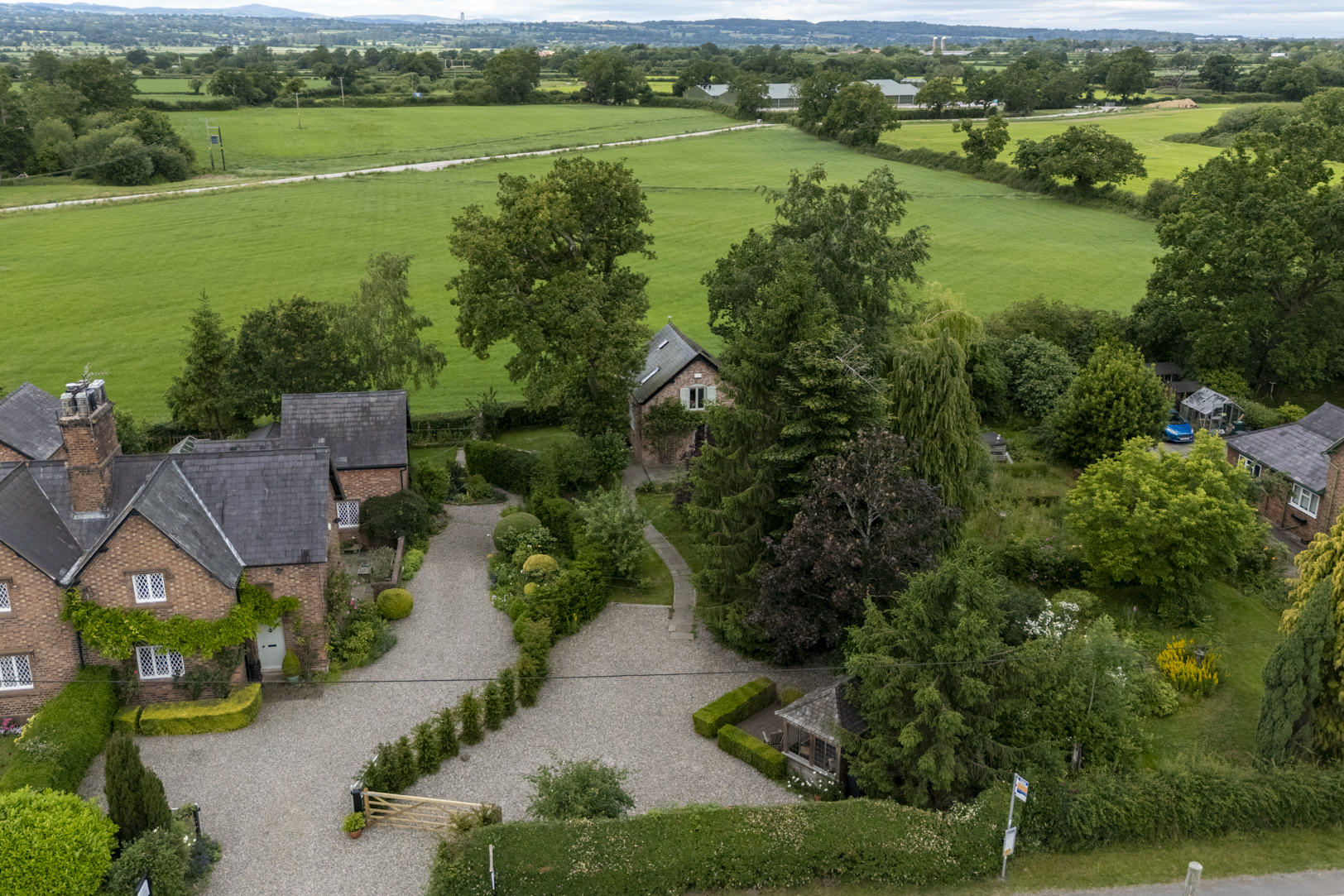 Wrexham Road, Pulford, CH4