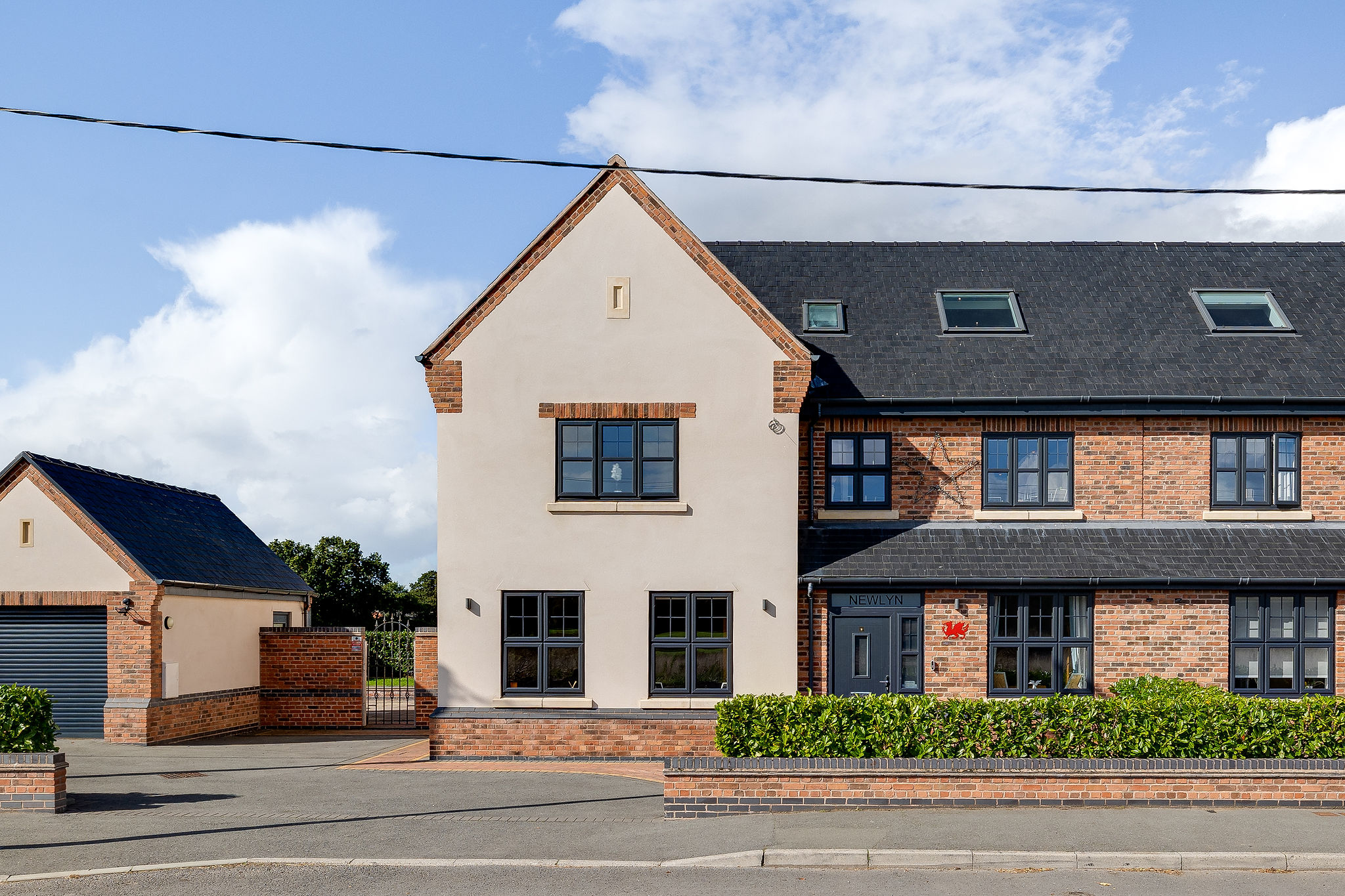 Chester Road, Rossett, LL12