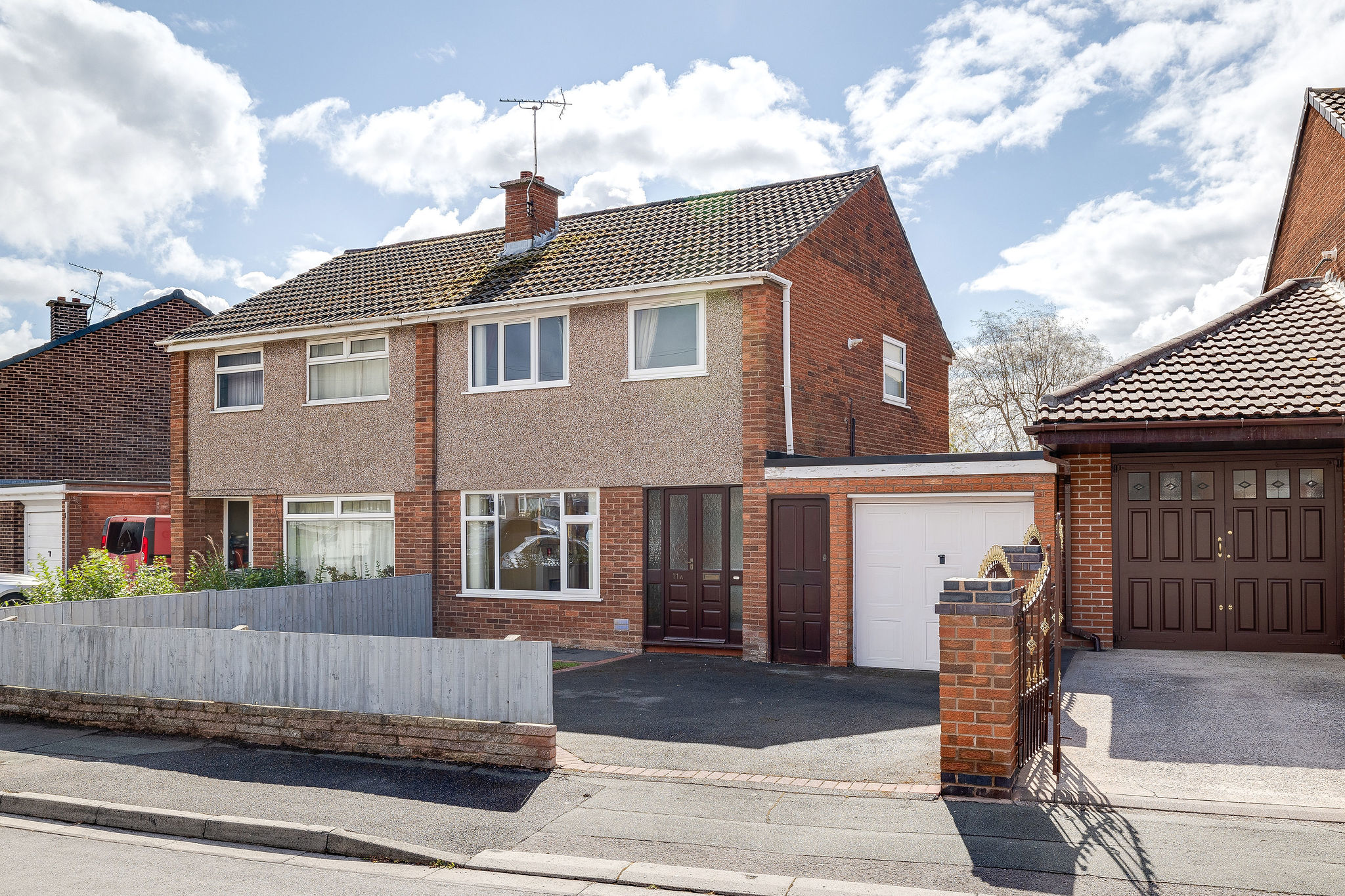 Wenlock Lane, Great Sutton, CH66