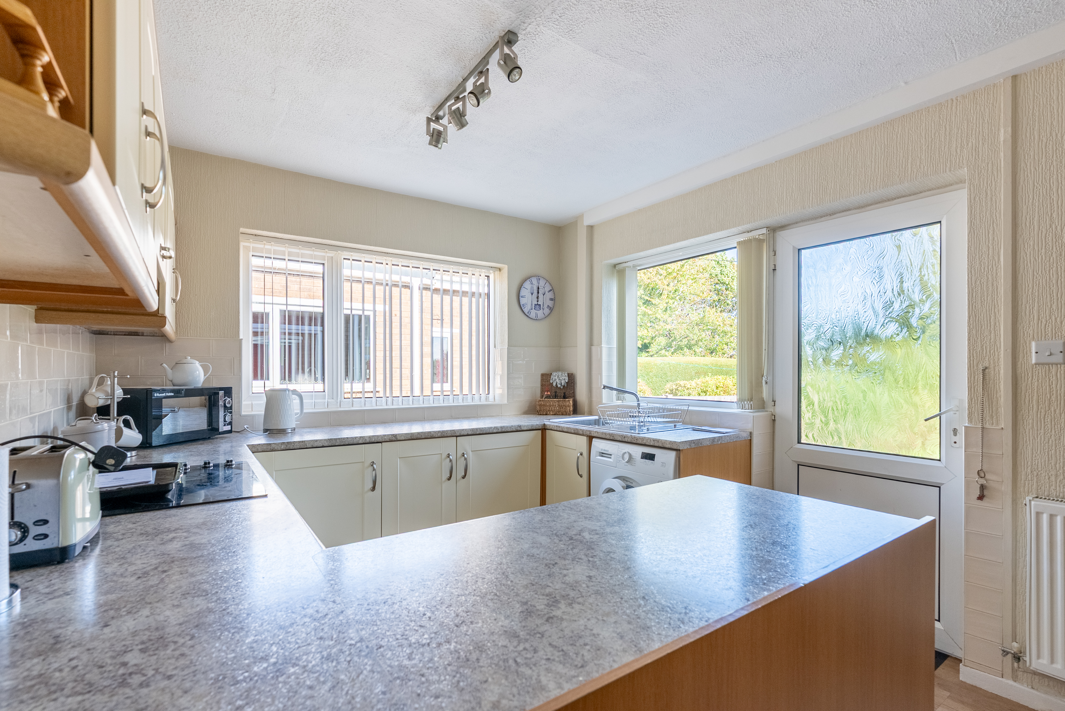 Avon Court, Mold, CH7, photo 5