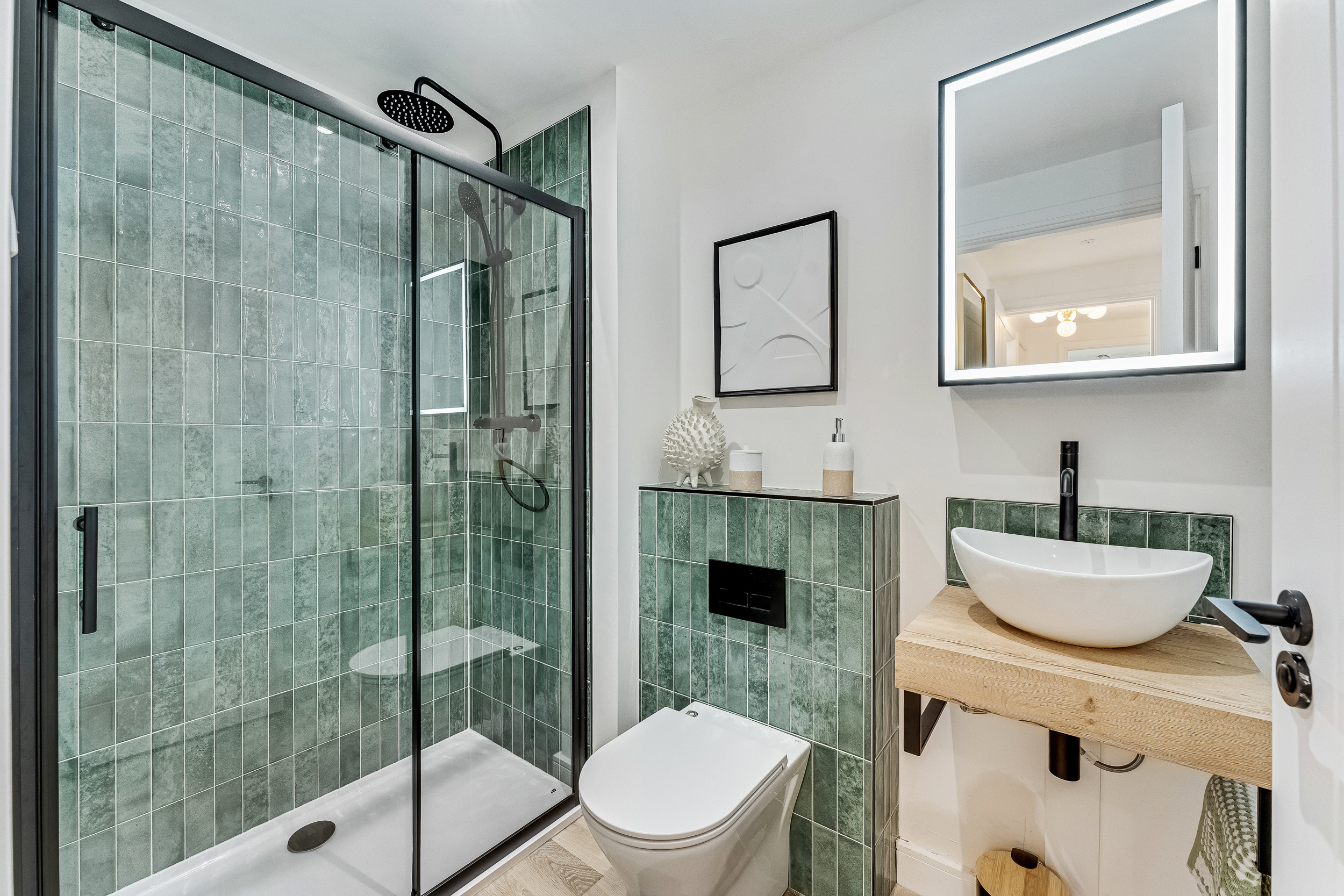 Plot 5 - En-suite Image