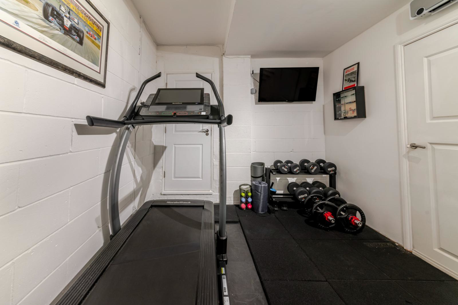 Oakland Way, Penymynydd, CH4, photo 25