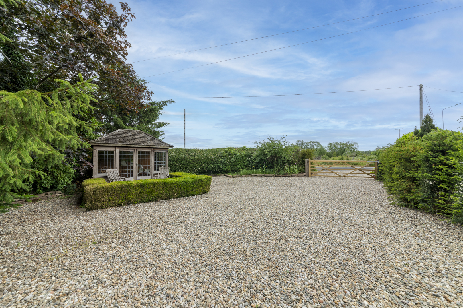 Wrexham Road, Pulford, CH4, photo 35