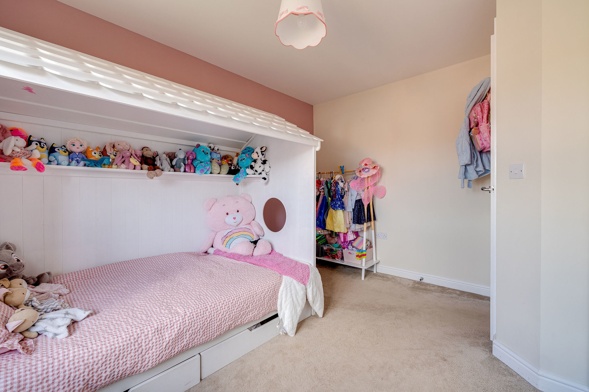 Normandy Crescent, Saighton, CH3, photo 14