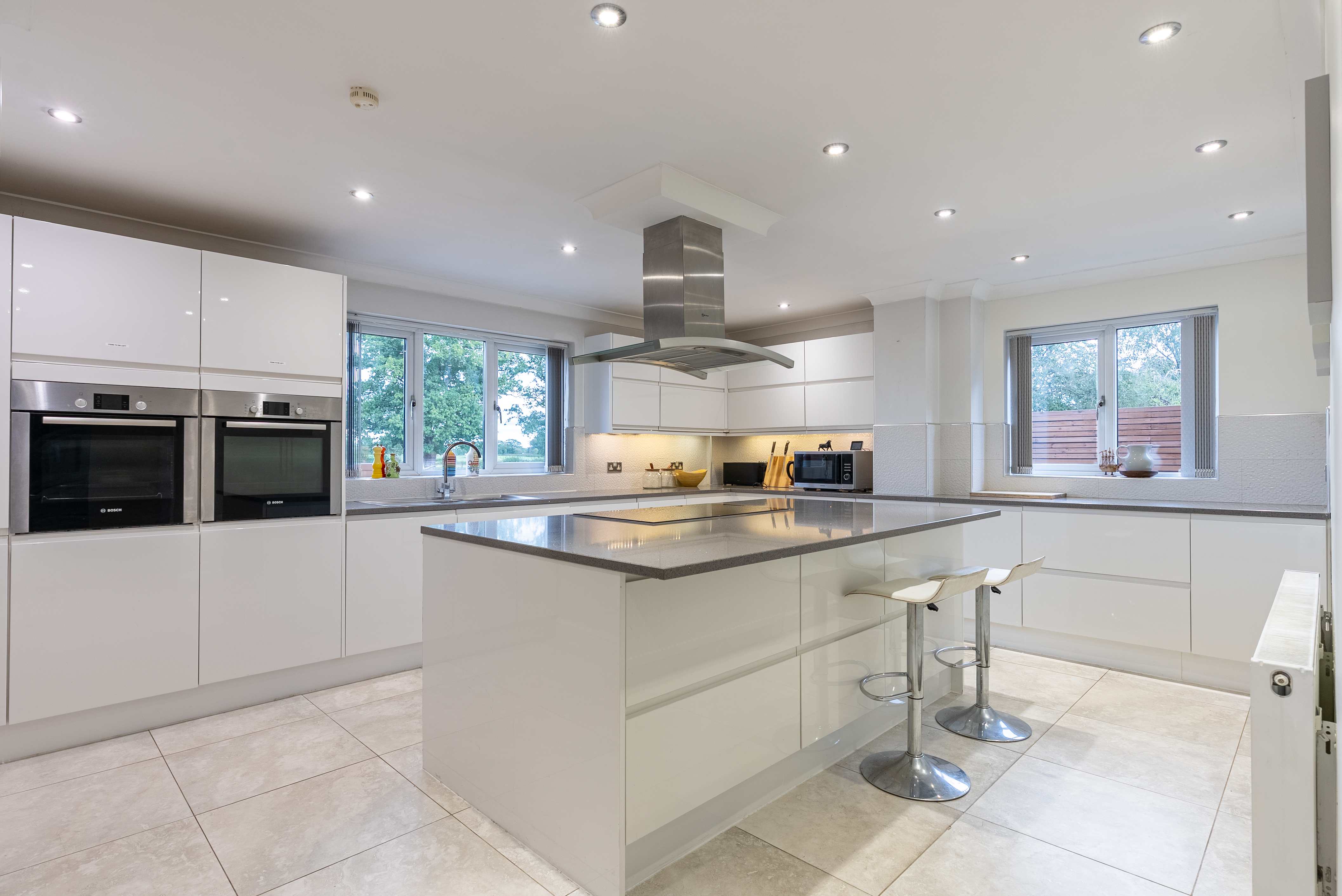Meadow Croft, Cross Lanes, LL13, photo 3