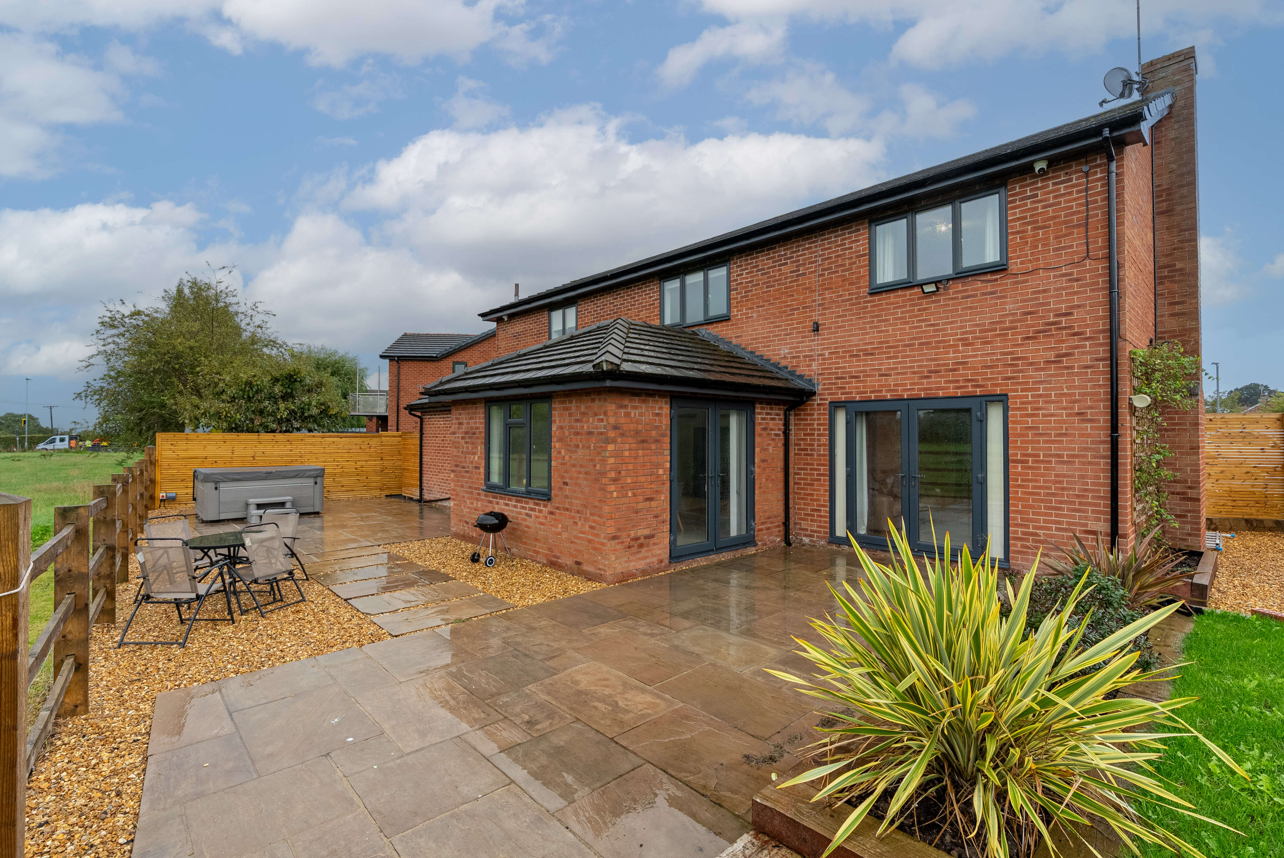 Meadow Croft, Cross Lanes, LL13, photo 41