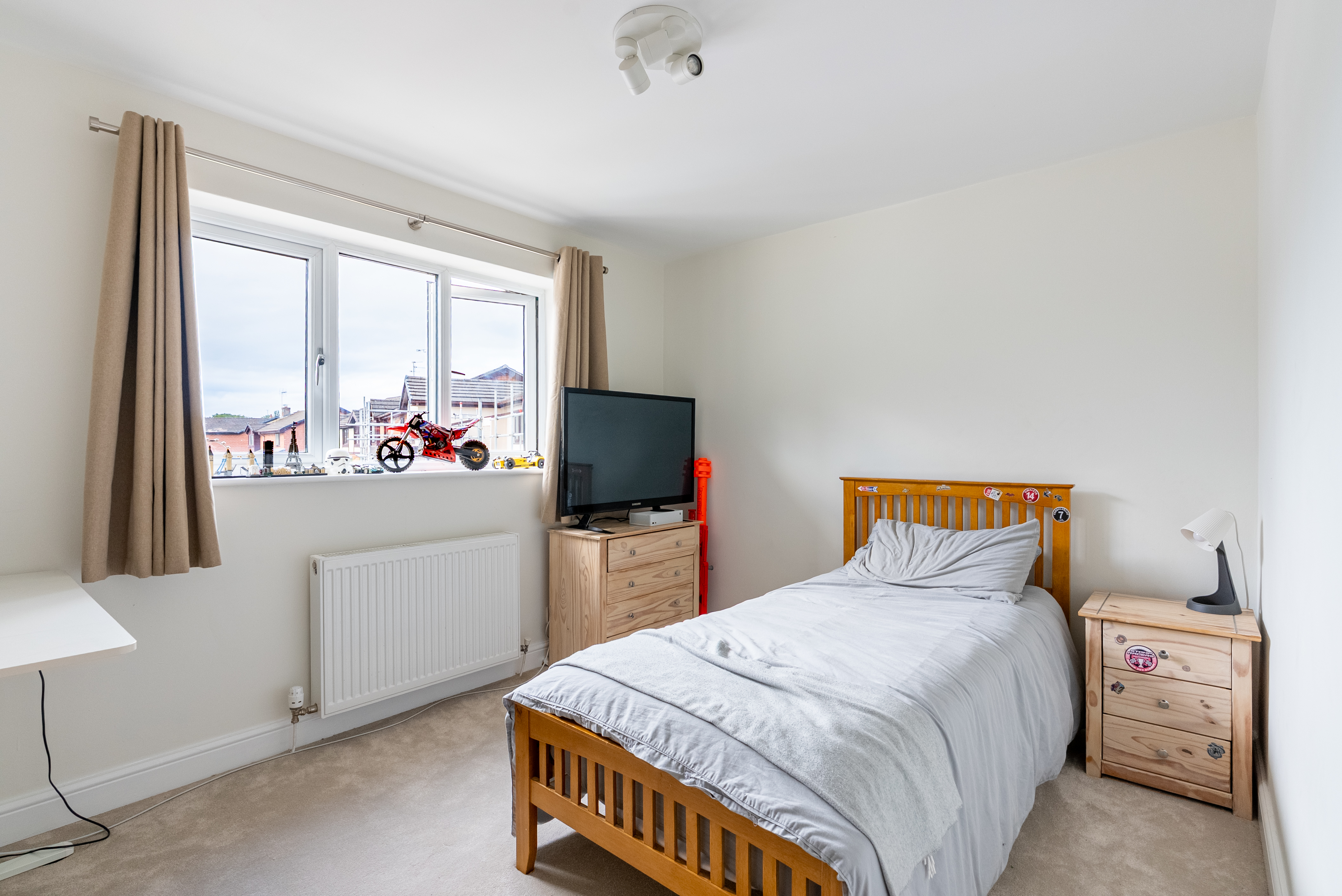 Meadow Croft, Cross Lanes, LL13, photo 32