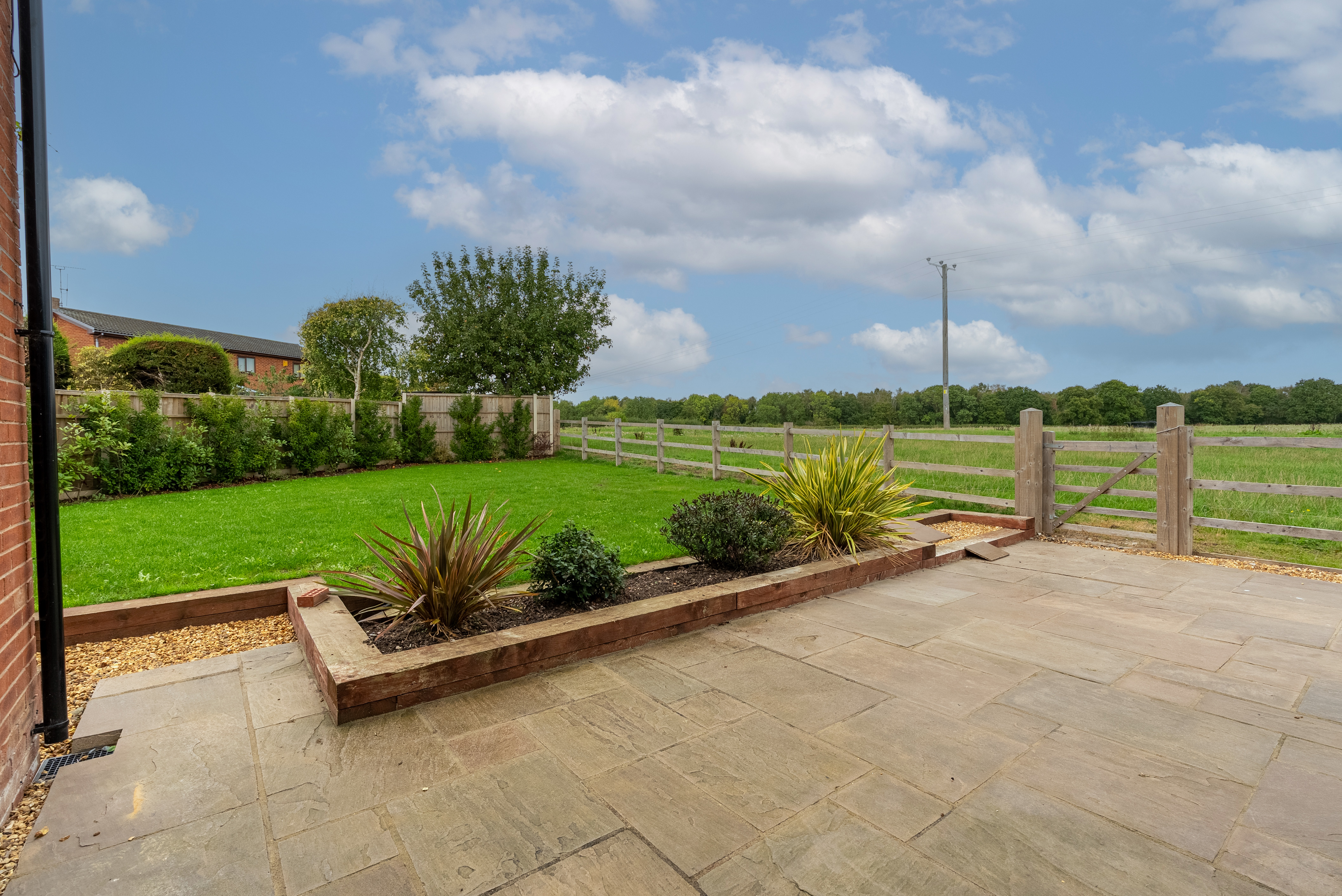 Meadow Croft, Cross Lanes, LL13, photo 36
