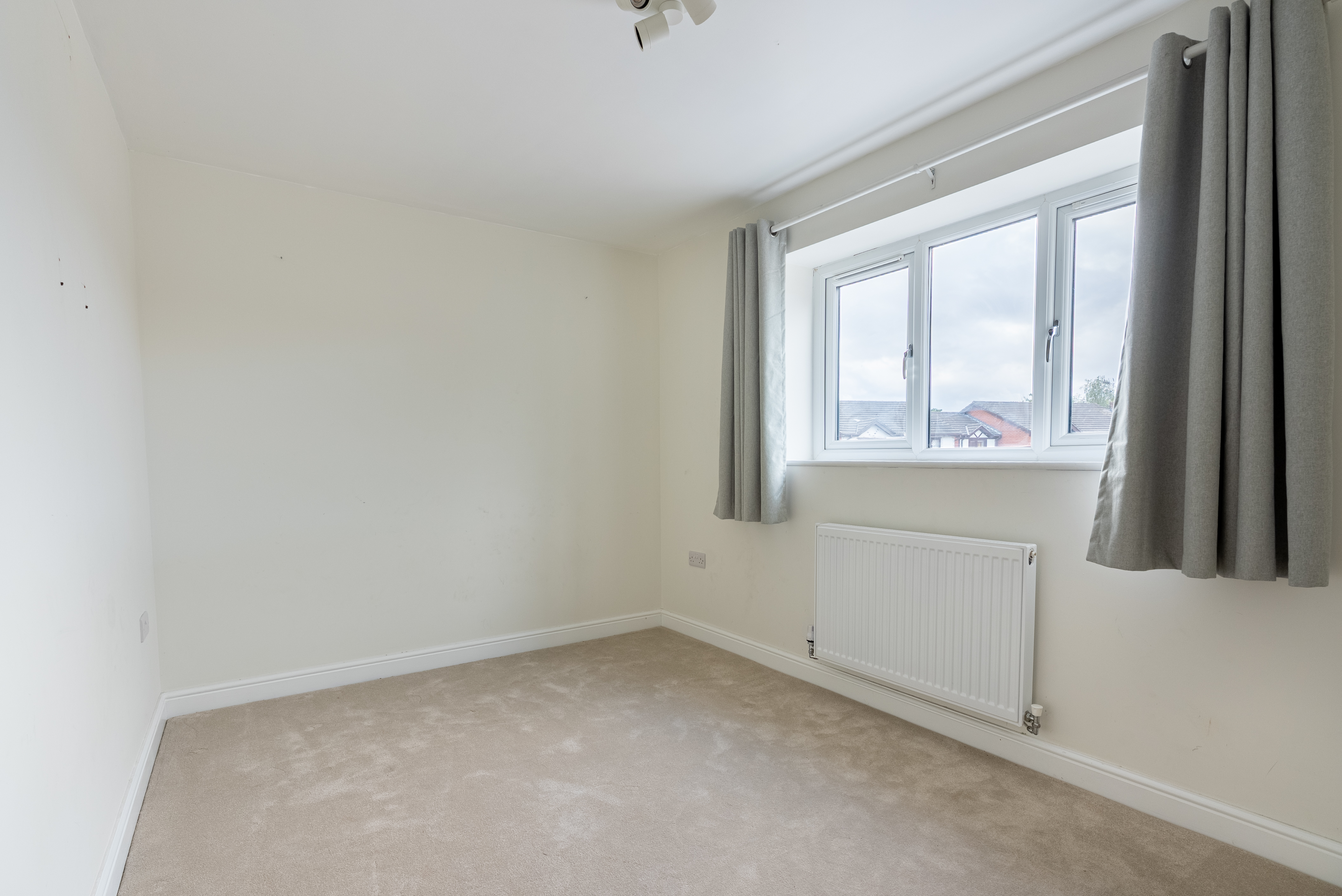 Meadow Croft, Cross Lanes, LL13, photo 35