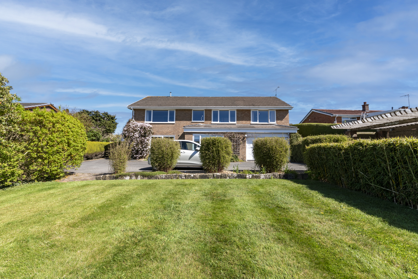 Smelt Road, Coedpoeth, LL11