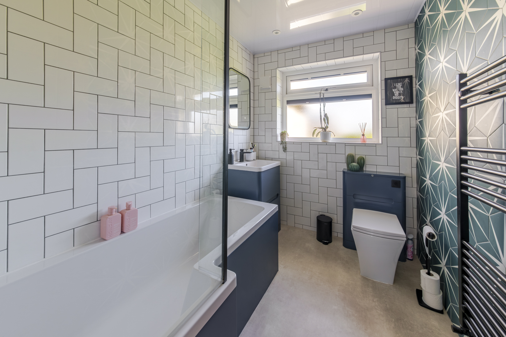 Smelt Road, Coedpoeth, LL11, photo 16