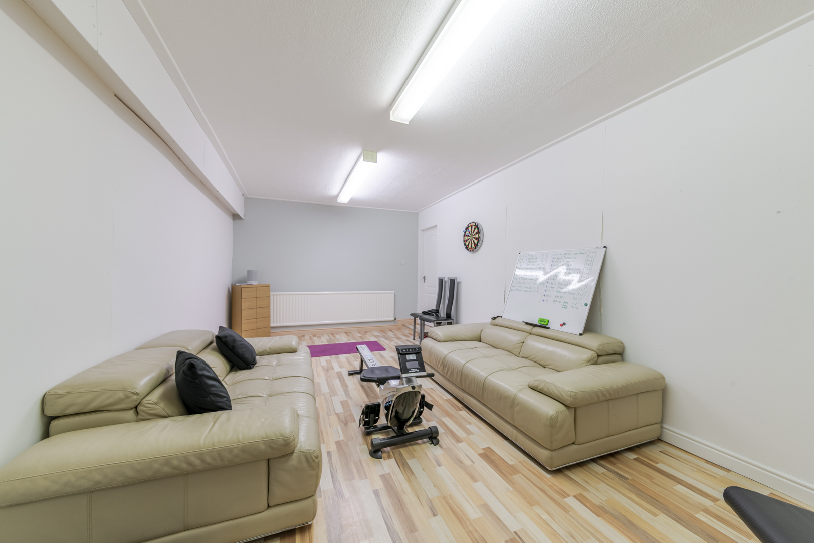 Smelt Road, Coedpoeth, LL11, photo 25