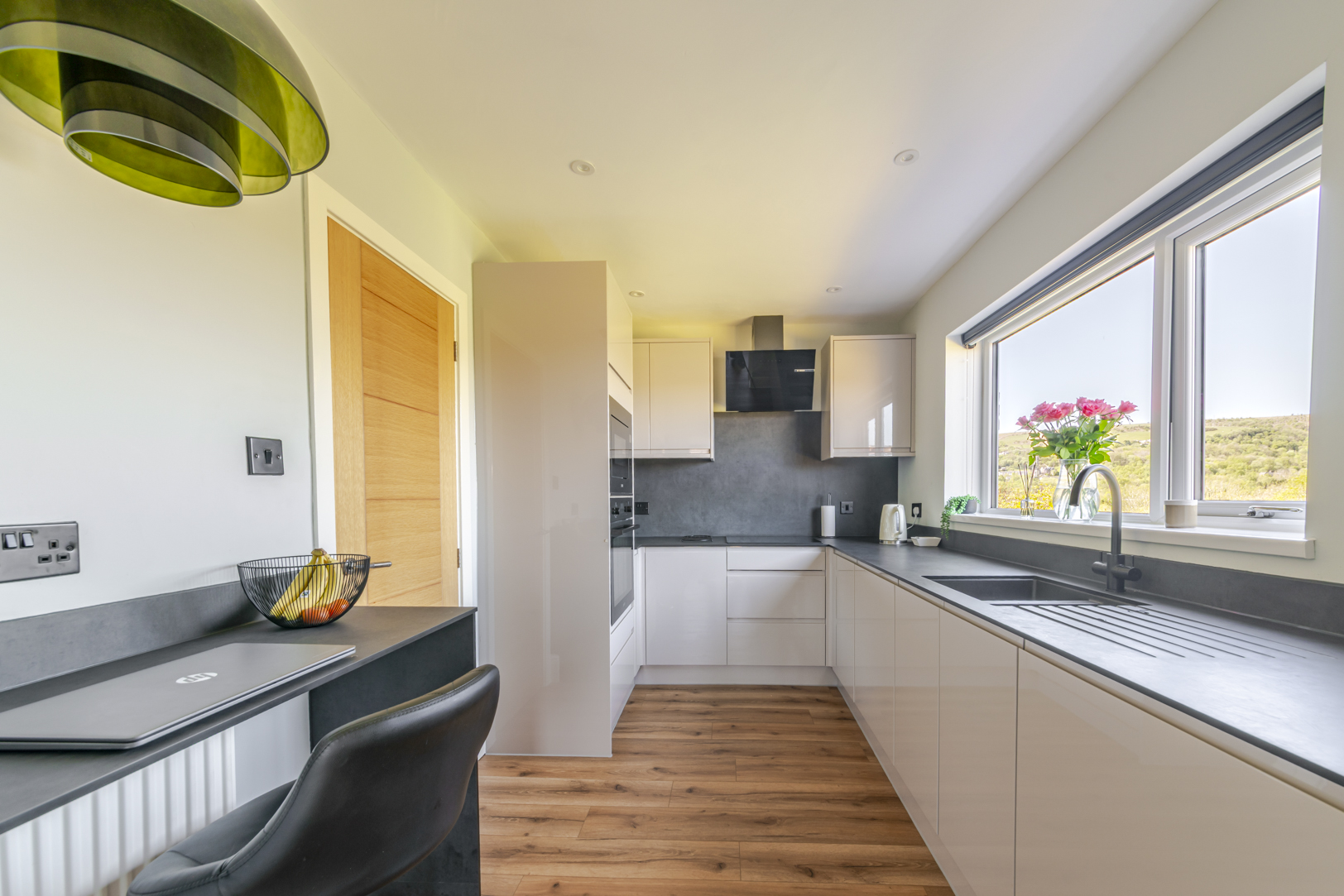 Smelt Road, Coedpoeth, LL11, photo 3