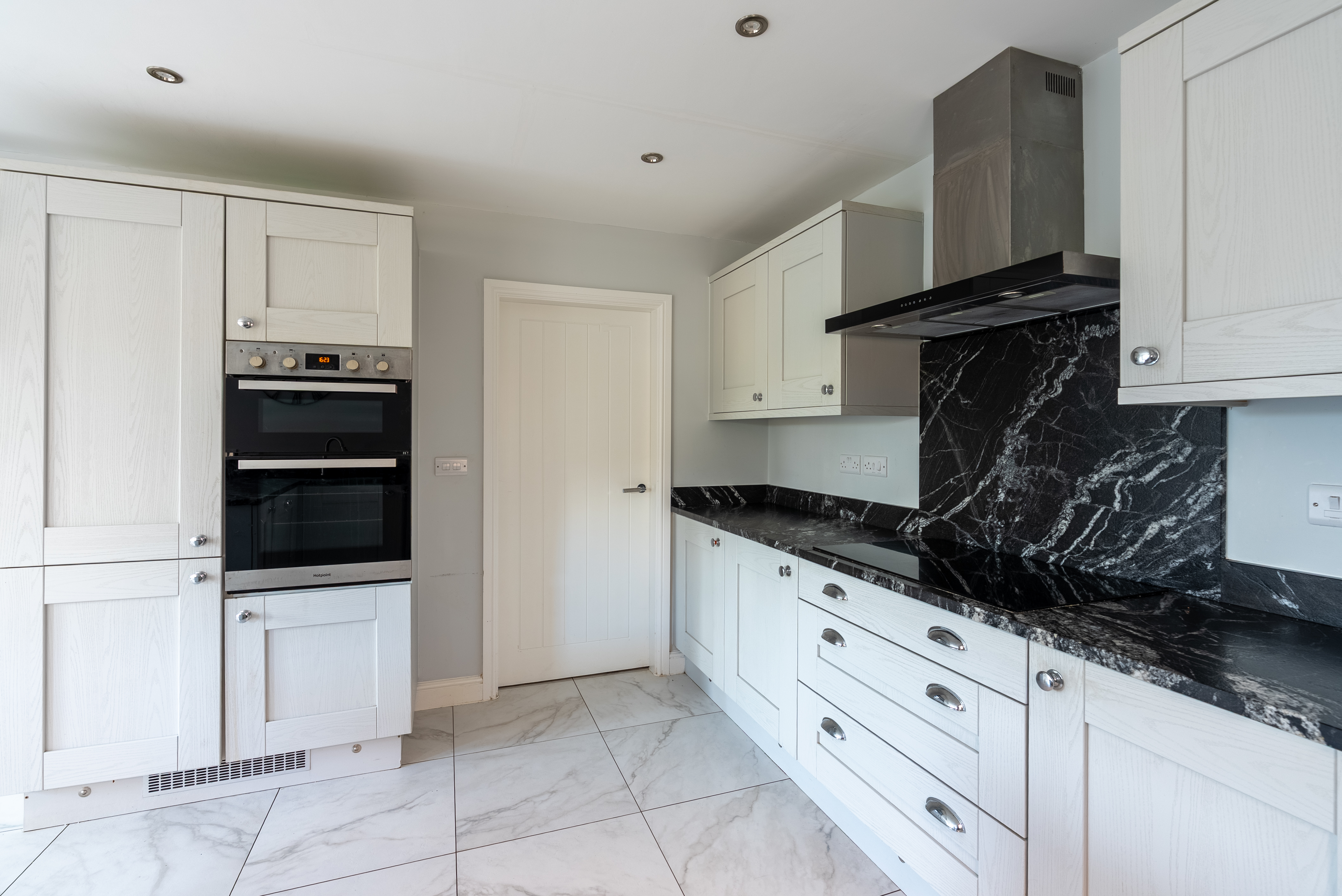 Gresford, Wrexham, LL12, photo 9