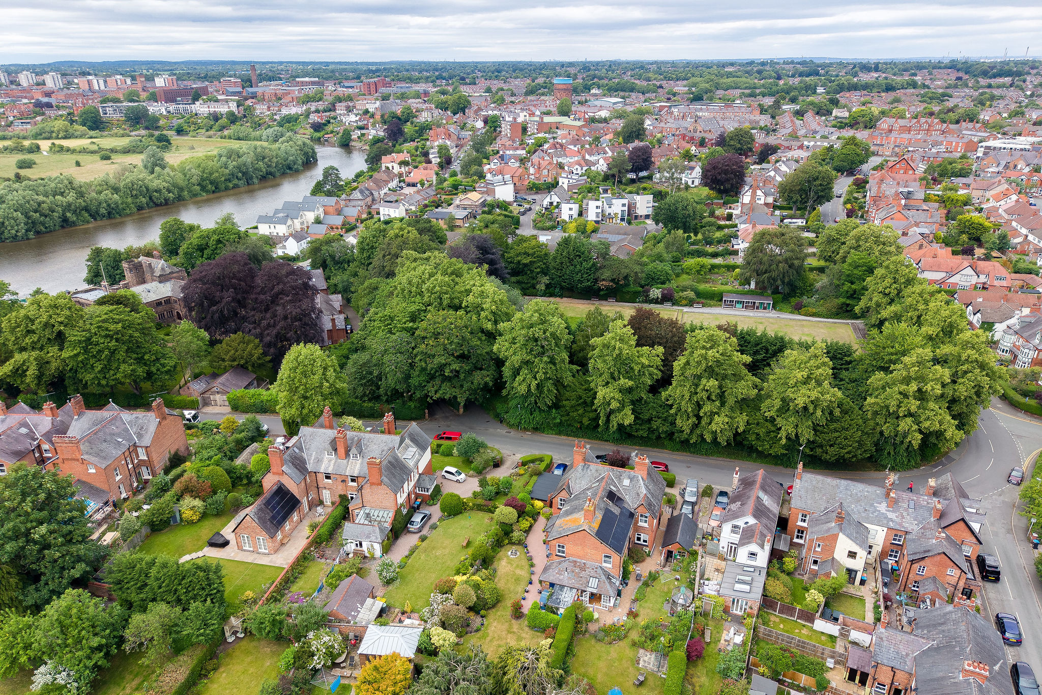Dee Banks, Chester, CH3, photo 22