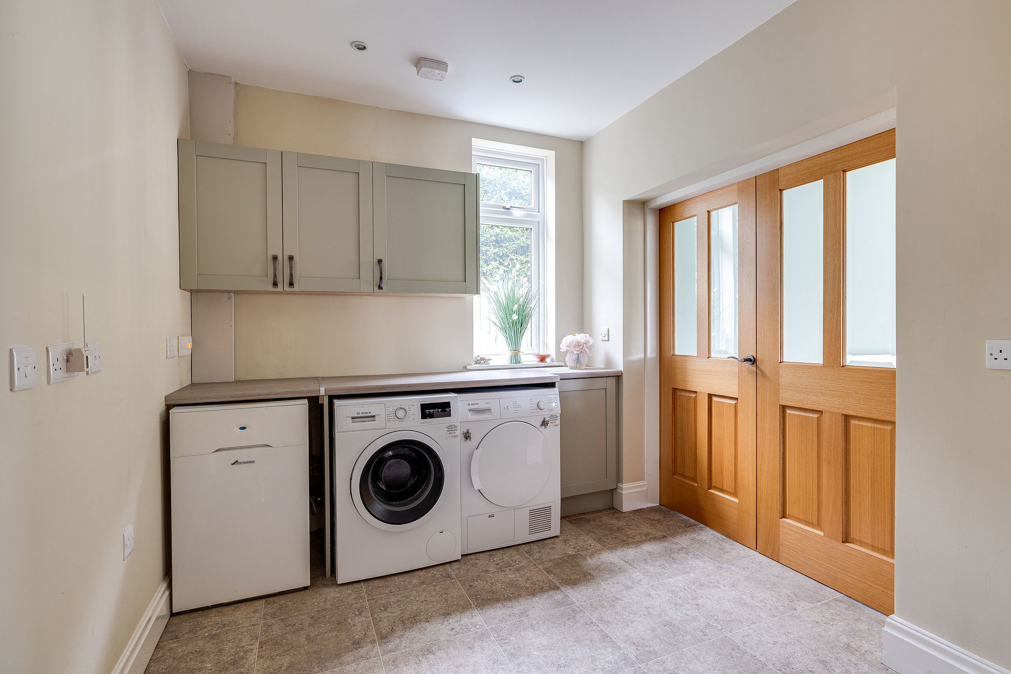 Mudhouse Lane, Burton, CH64, photo 11