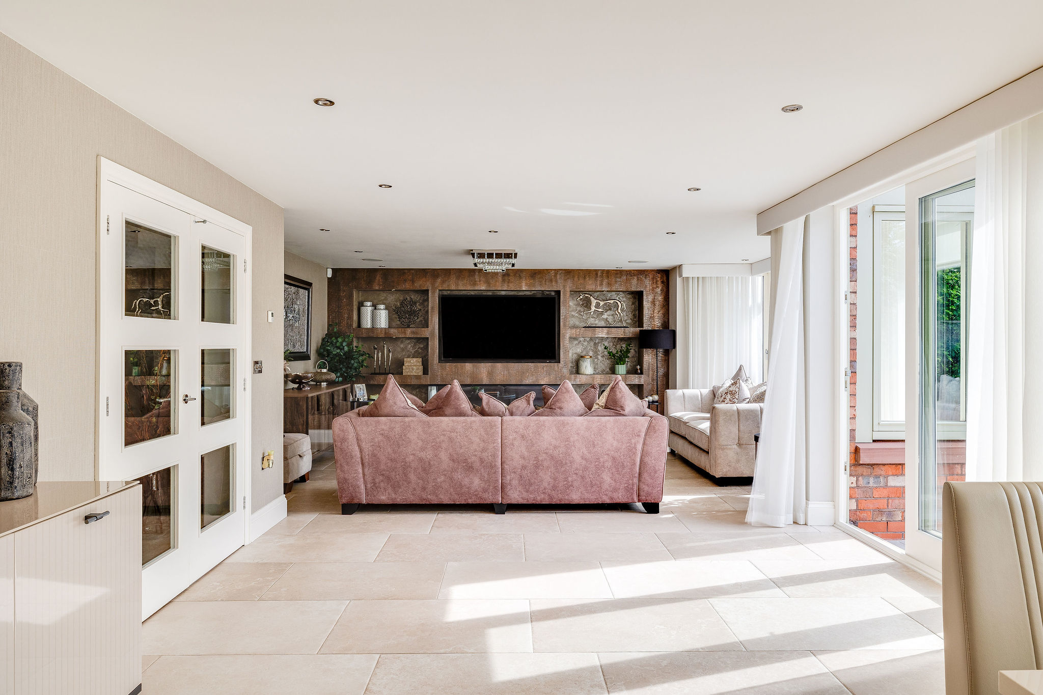 Chester Road, Rossett, LL12, photo 12