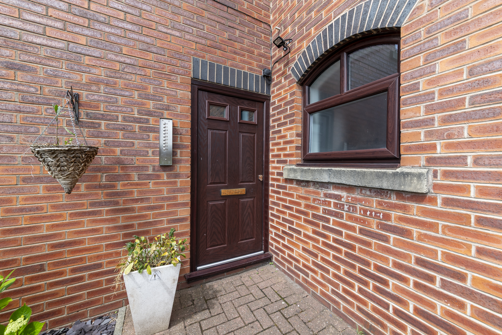 South Pier Road, Ellesmere Port, CH65, photo 2