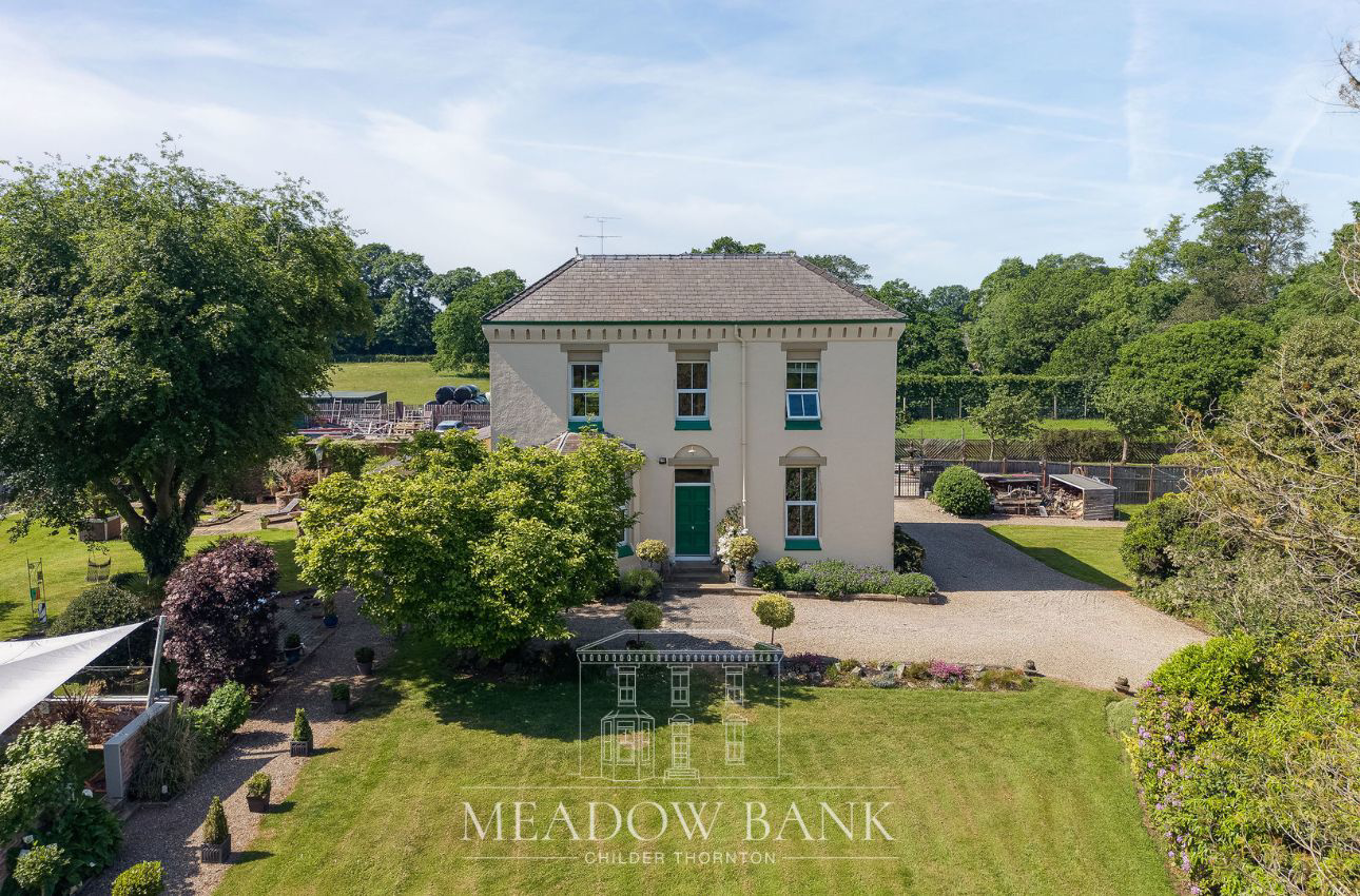 Heath Lane, Childer Thornton, CH66