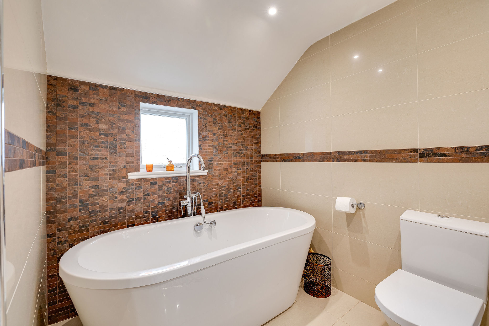 Wrexham Road, Mold, CH7, photo 24