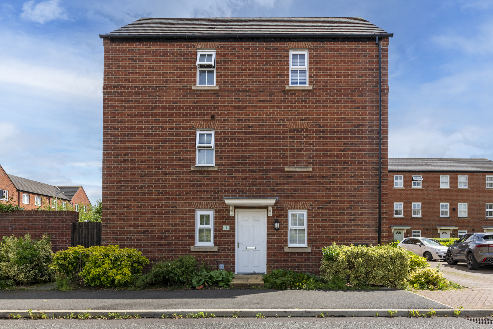 Manners Court, Saighton, CH3