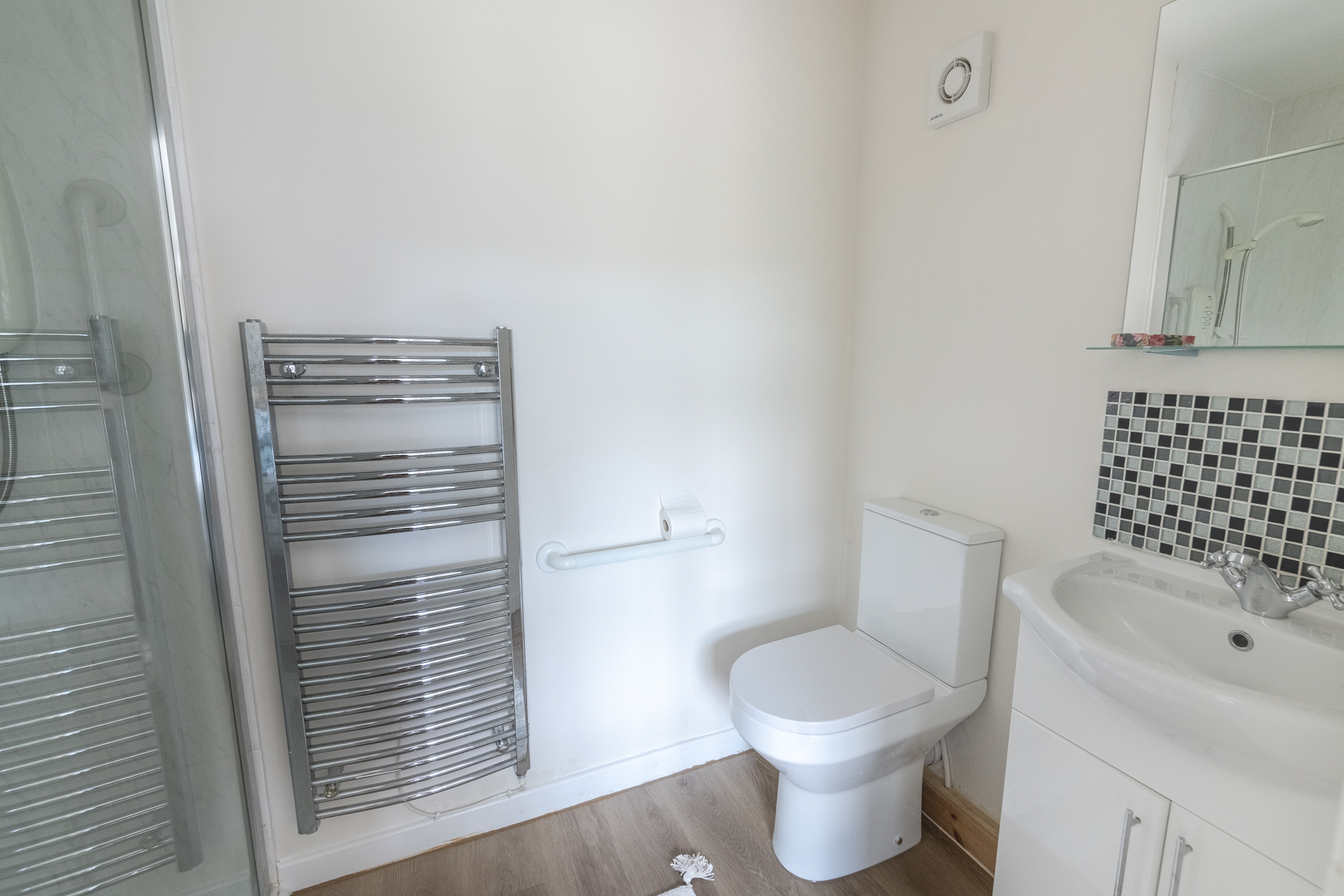 Belle Vue Lane, Guilden Sutton, CH3, photo 17