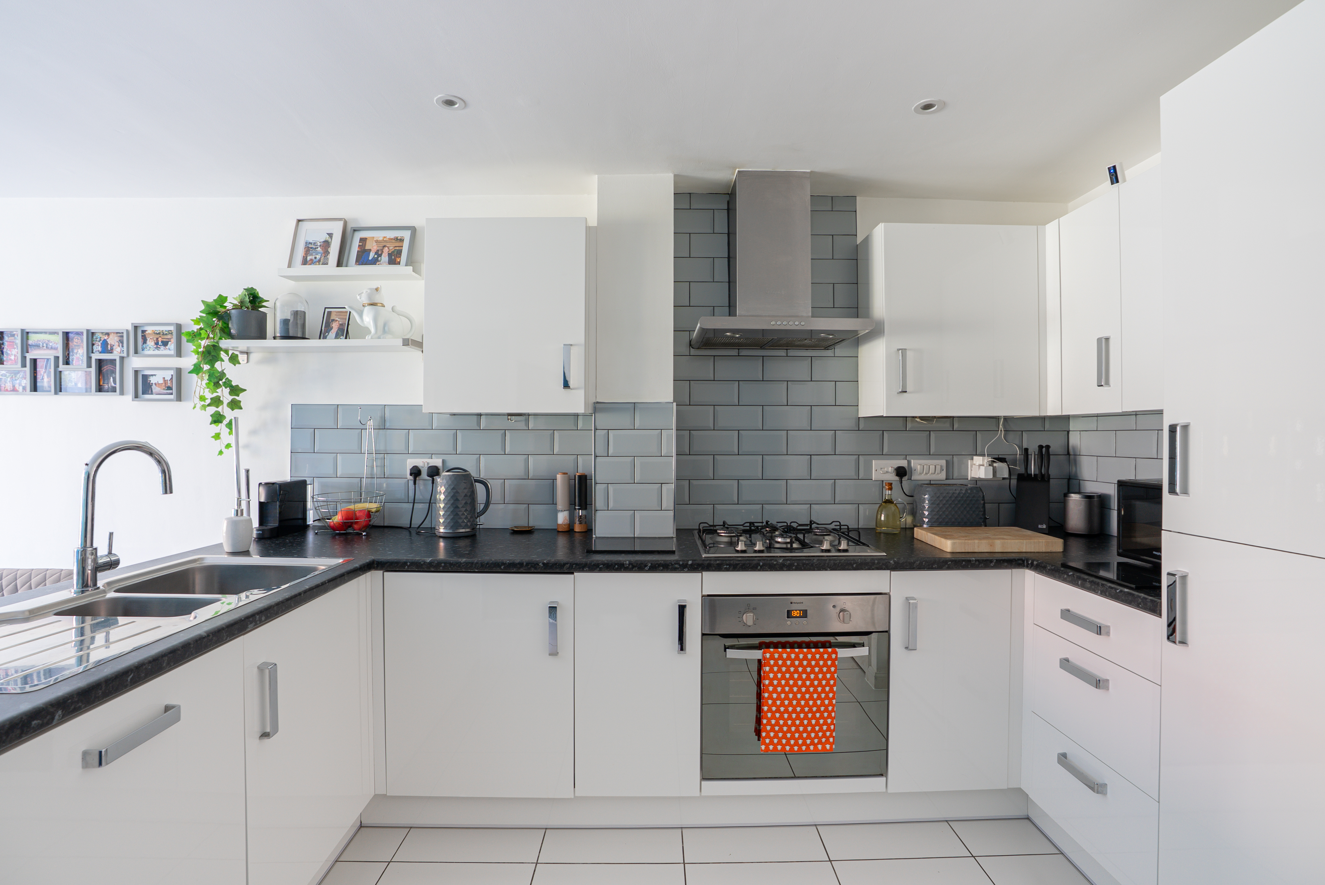 Kohima Crescent, Saighton, CH3, photo 8