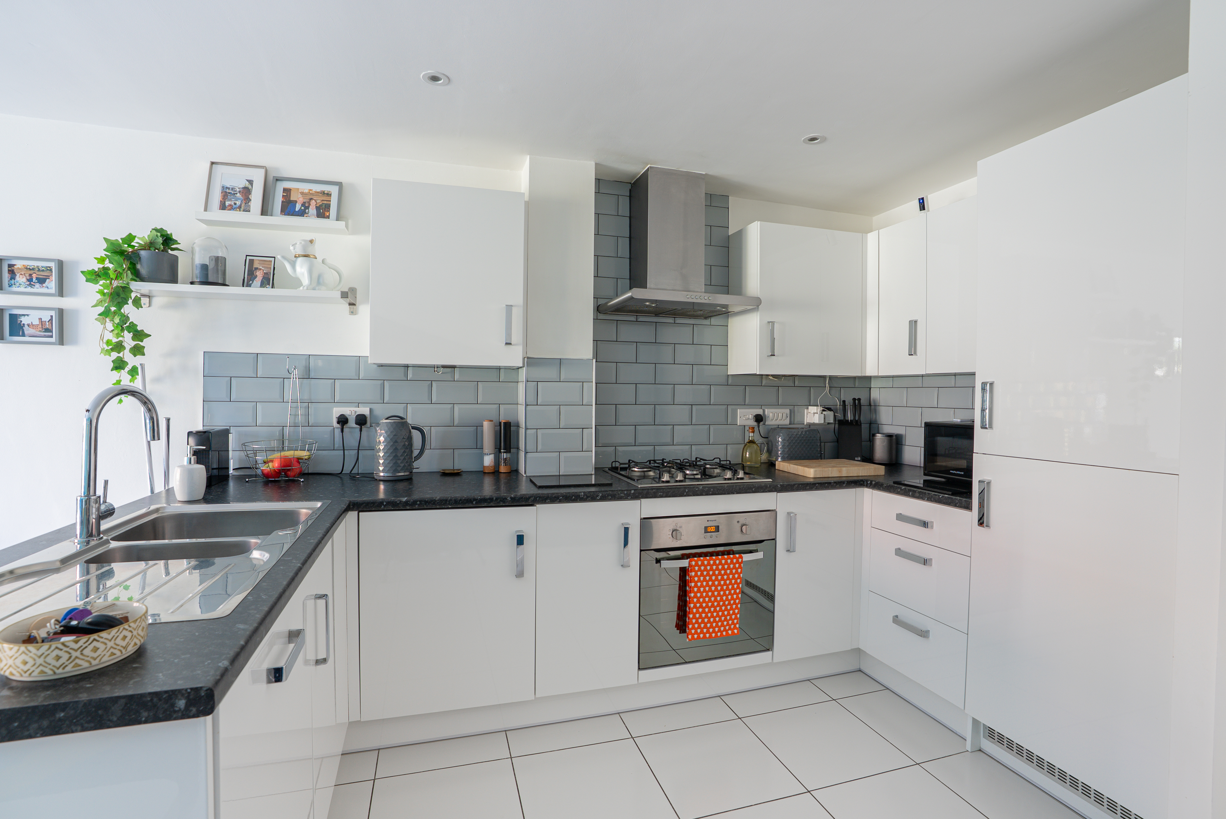 Kohima Crescent, Saighton, CH3, photo 6