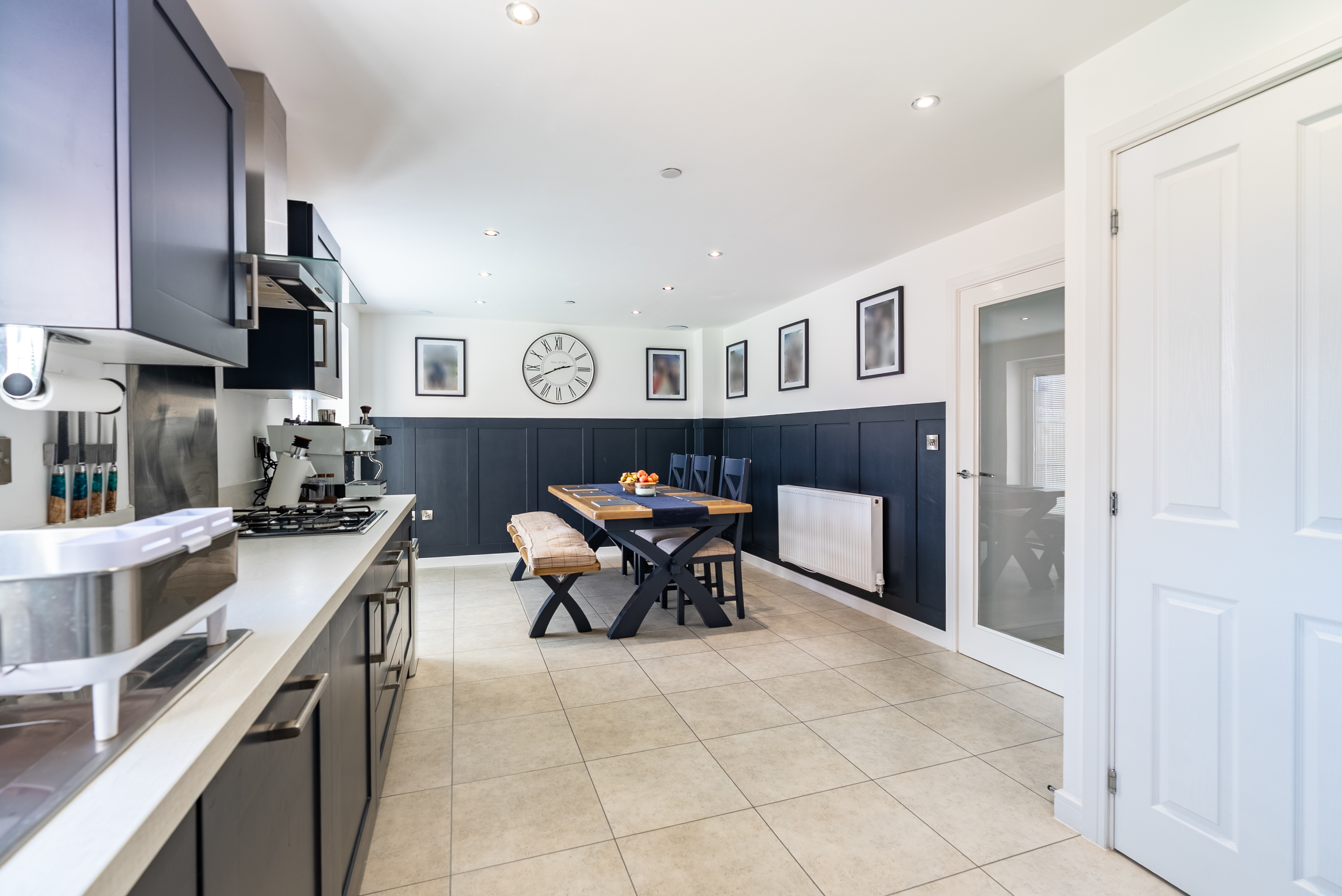 Halle Court, Llay, LL12, photo 6