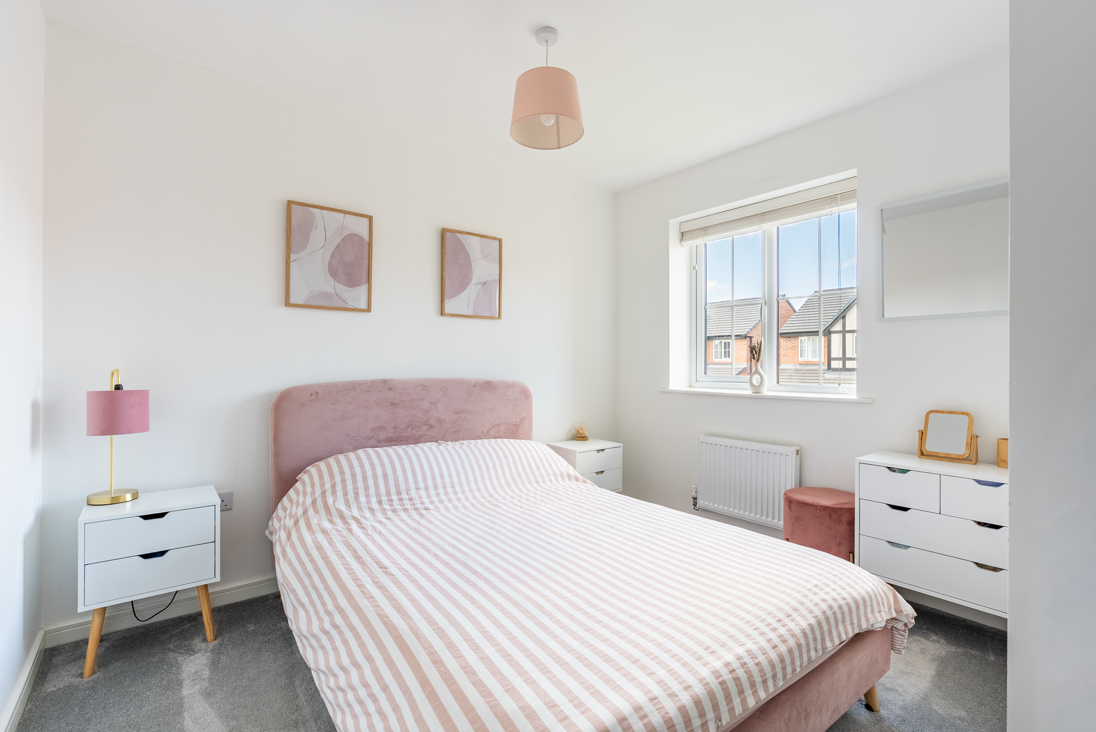 Halle Court, Llay, LL12, photo 15