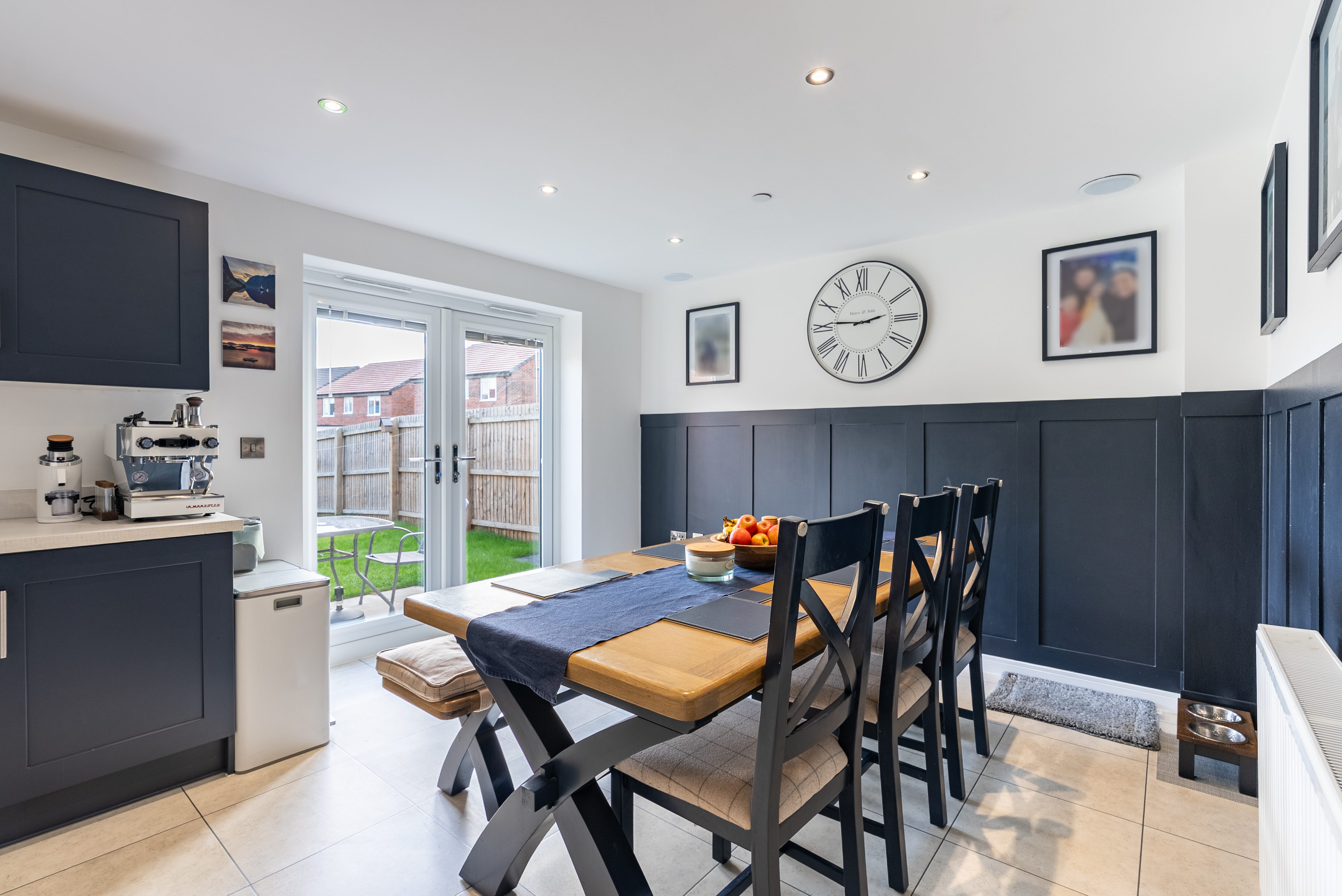 Halle Court, Llay, LL12, photo 4