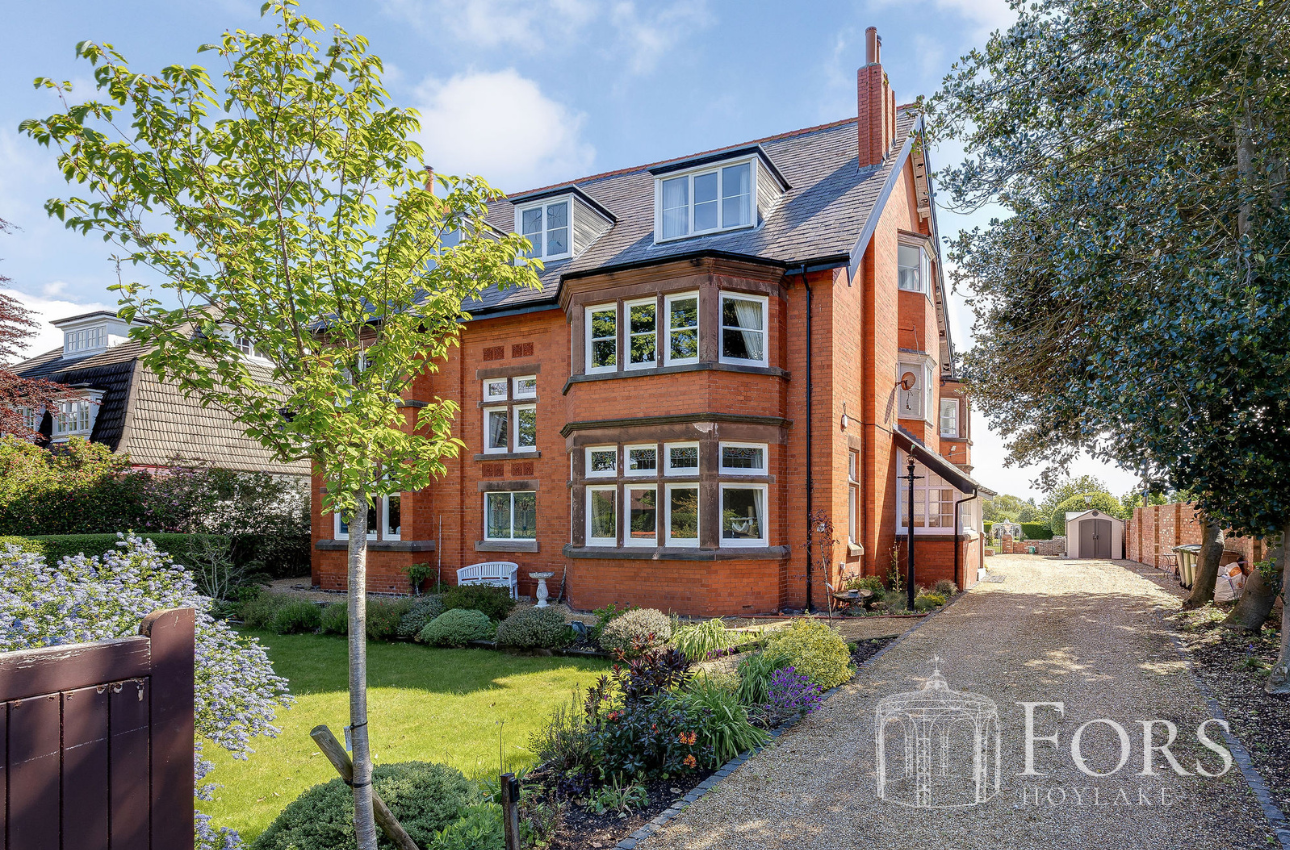 Meols Drive, Hoylake, CH47