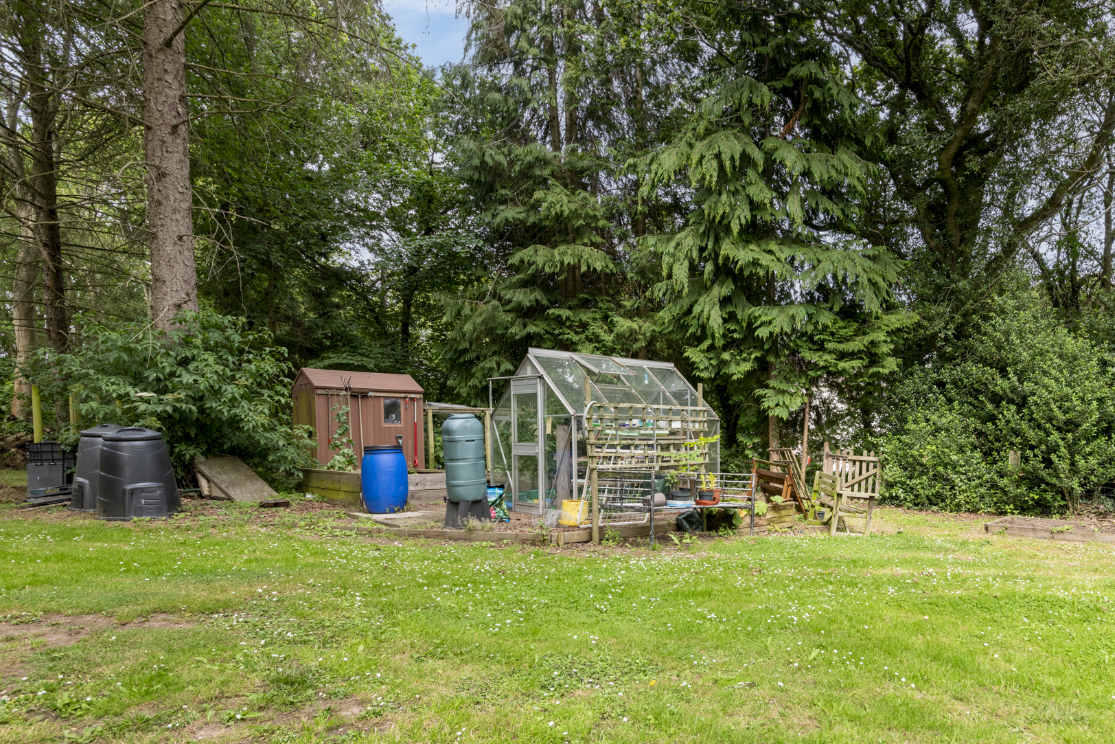Kiln Lane, Cross Lanes, LL13, photo 40