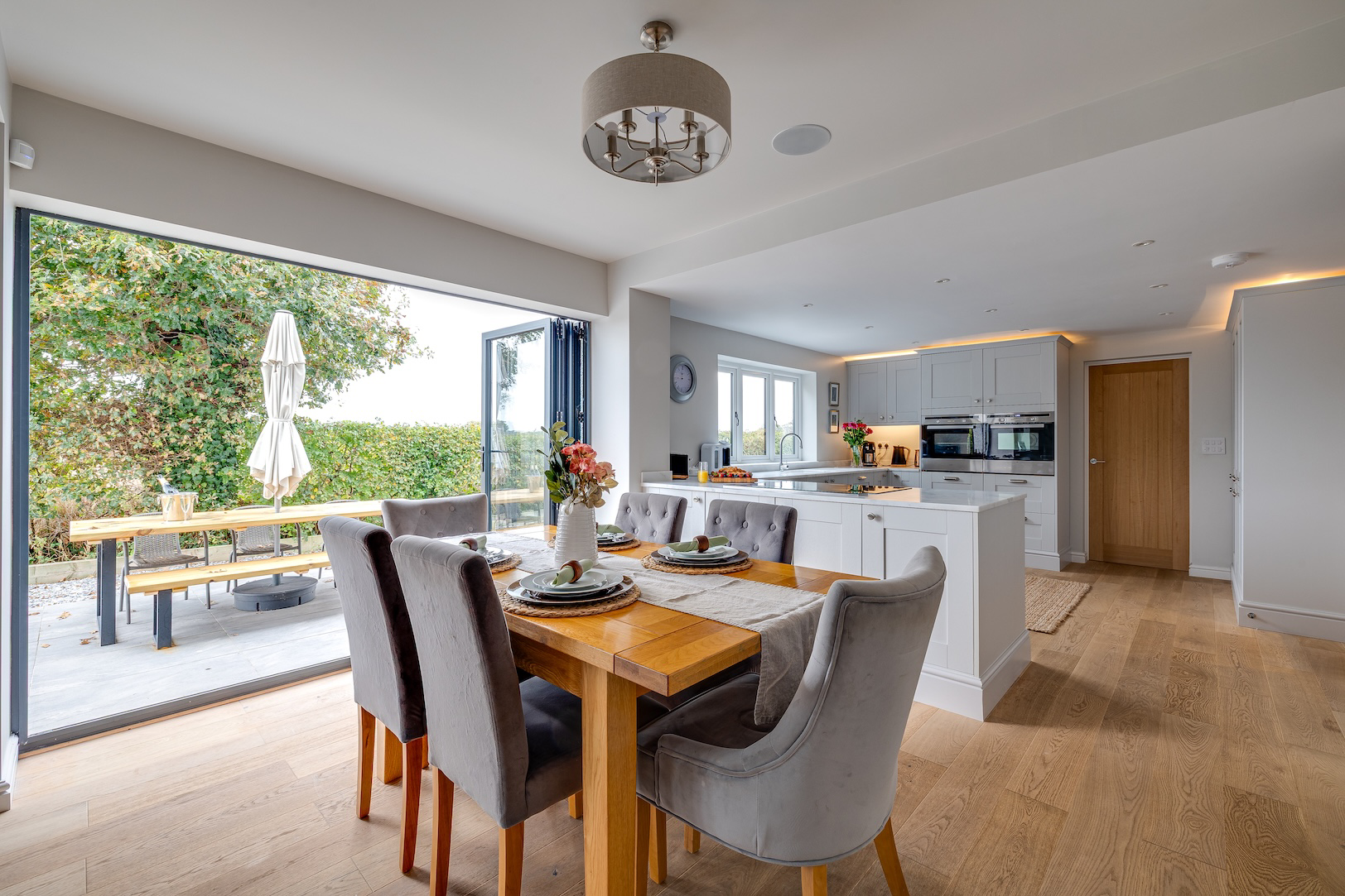 Stunning Period Country Home with Gardens, Views & Peaceful Seclusion - Mollington., photo 3