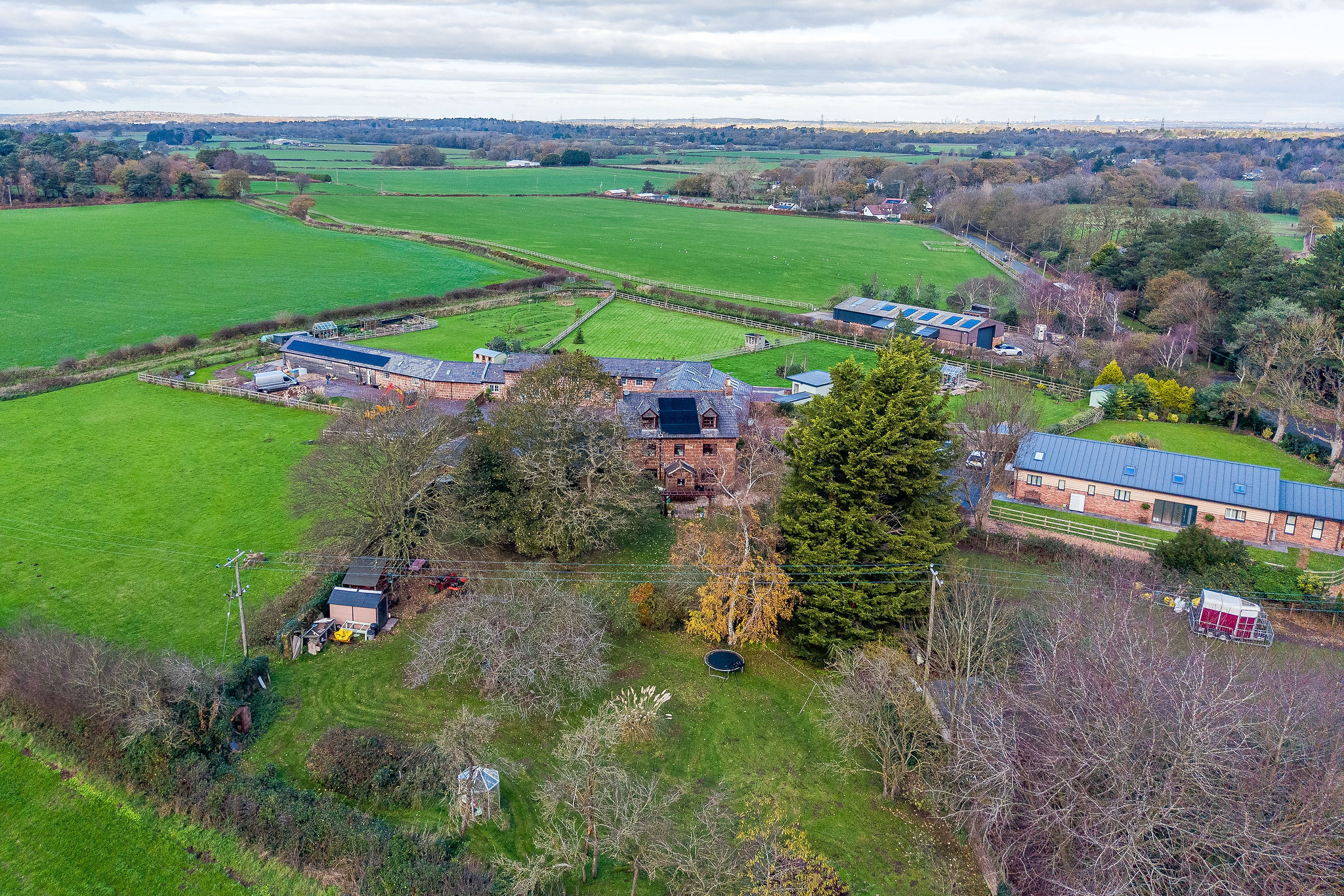 Dunstan Lane, Burton, CH64, photo 32