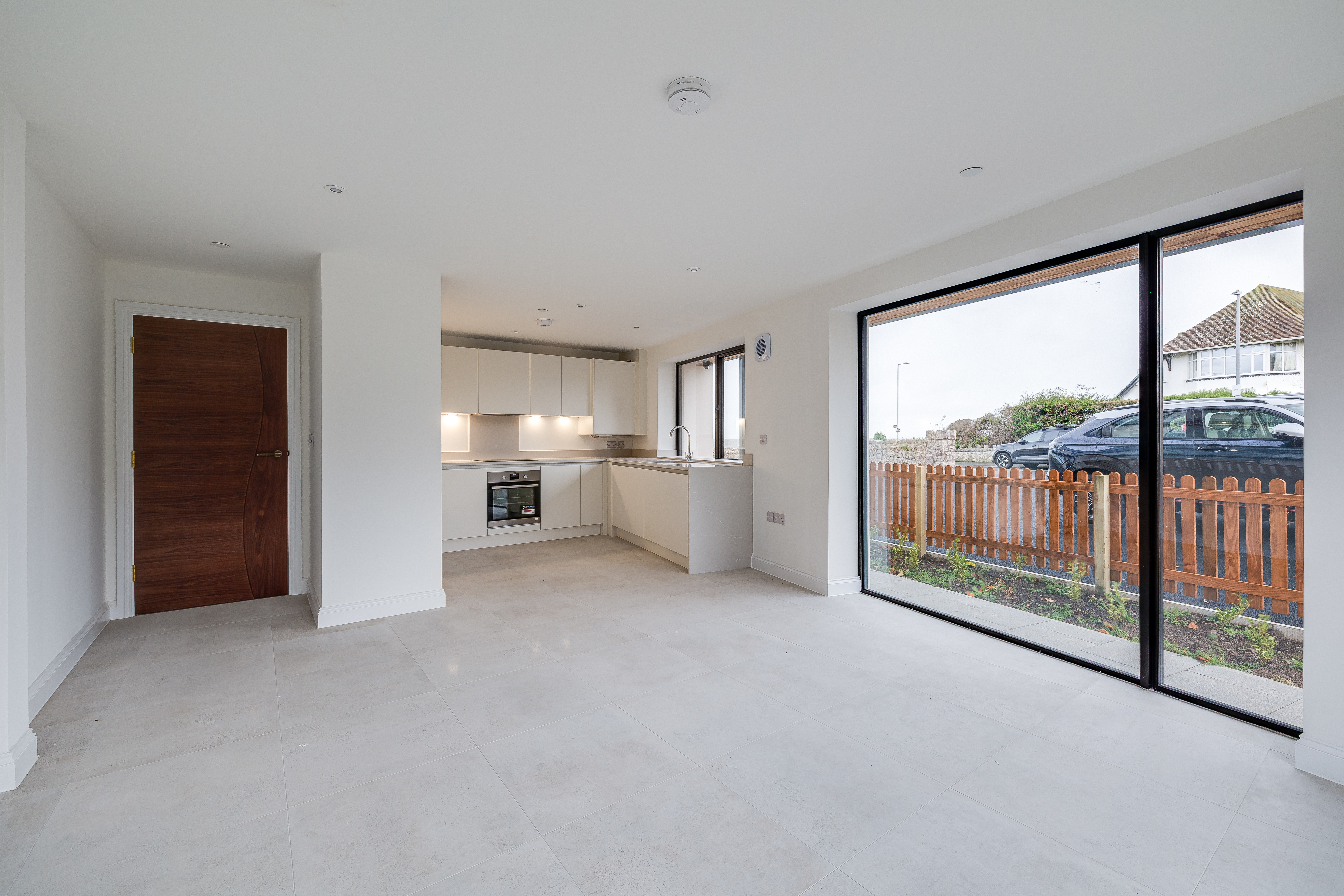 57 Marine Drive, Colwyn Bay, LL28, photo 6