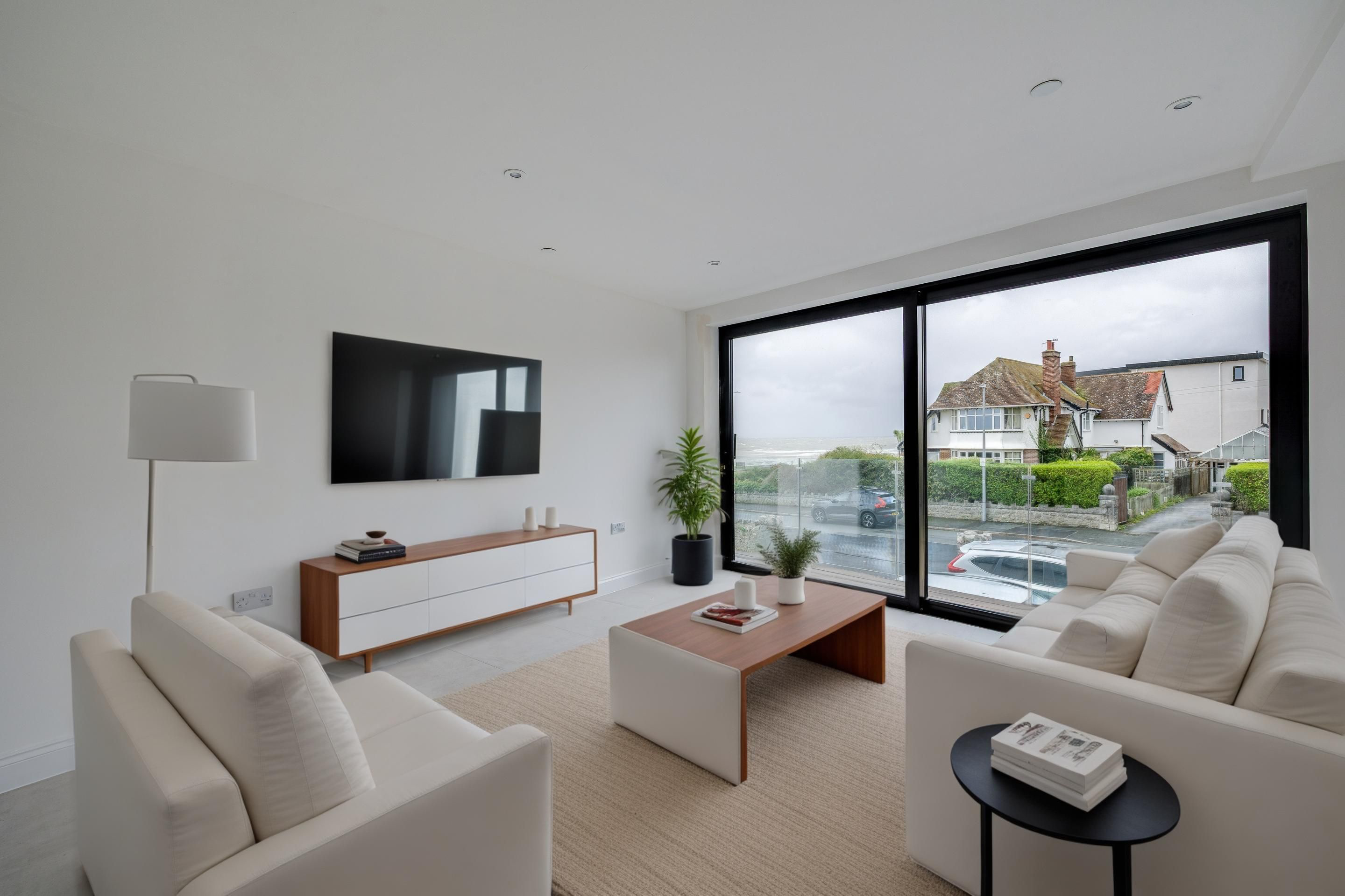 57 Marine Drive, Colwyn Bay, LL28, photo 2