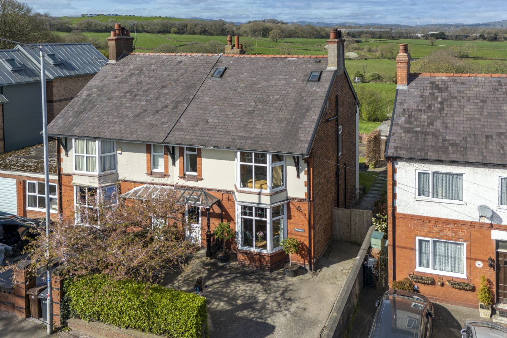 Liverpool Road, Buckley, CH7