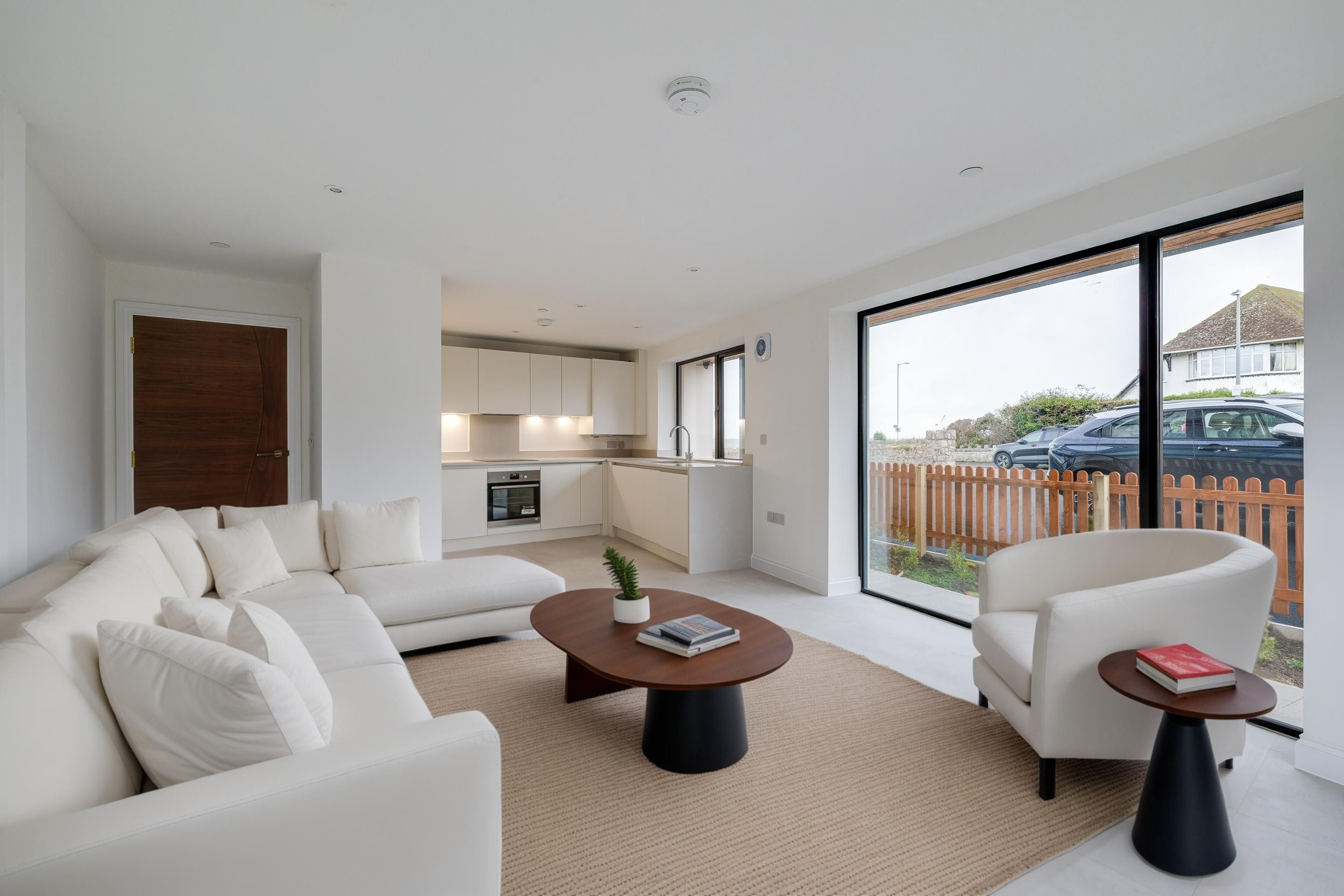57 Marine Drive, Colwyn Bay, LL28, photo 2