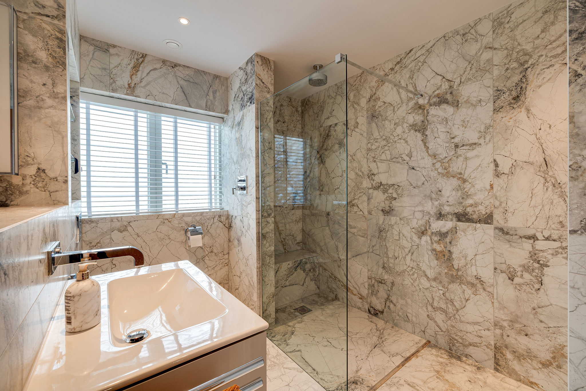 Thurstaston Road, Heswall, CH60, photo 23