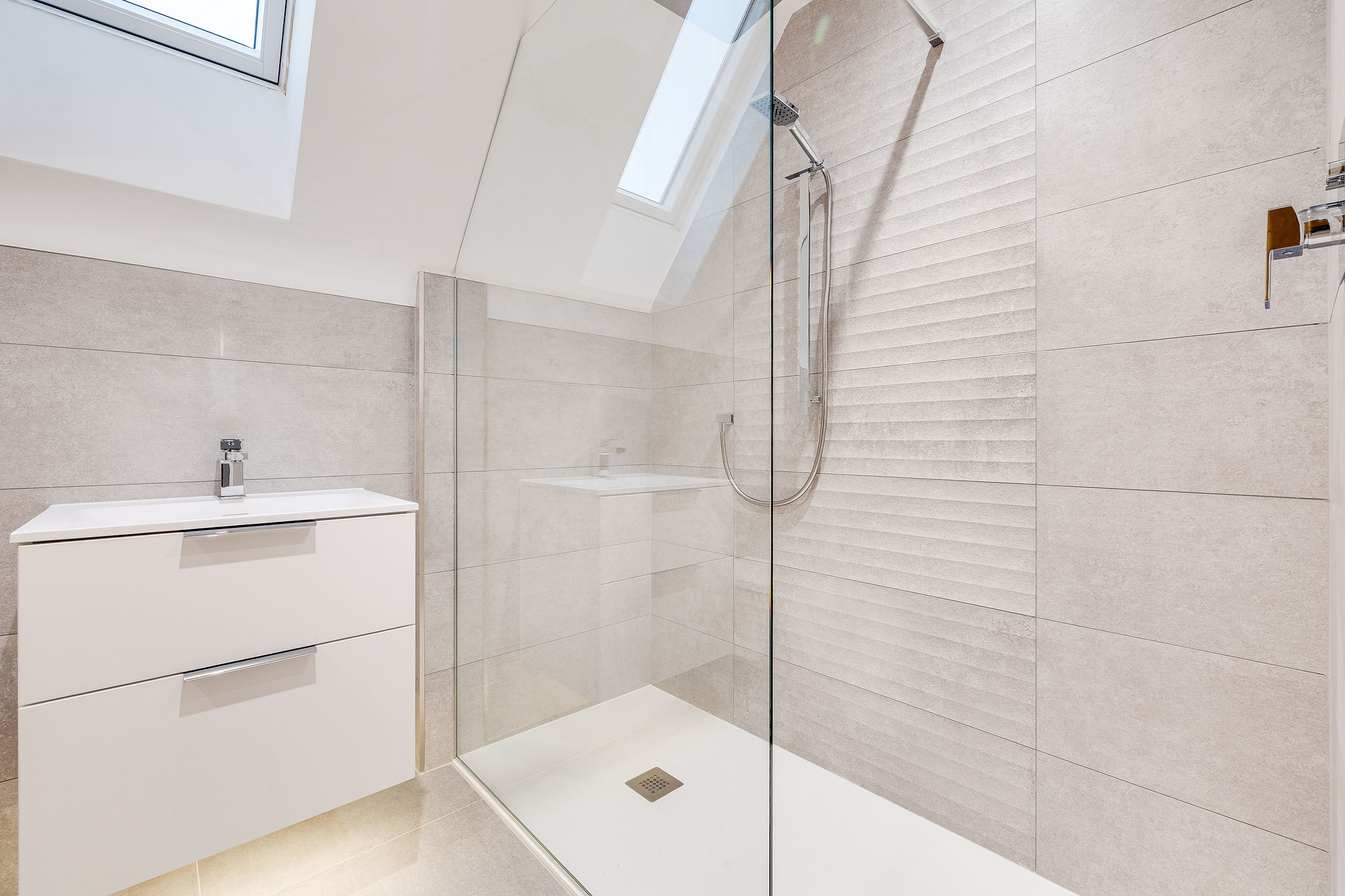 The Penthouse, Teviot Bank, Heswall, Wirral, CH60 8PB, photo 12