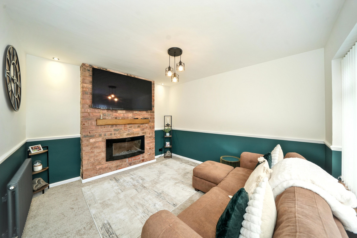 Fellows Avenue, Kingswinford, DY6, photo 12