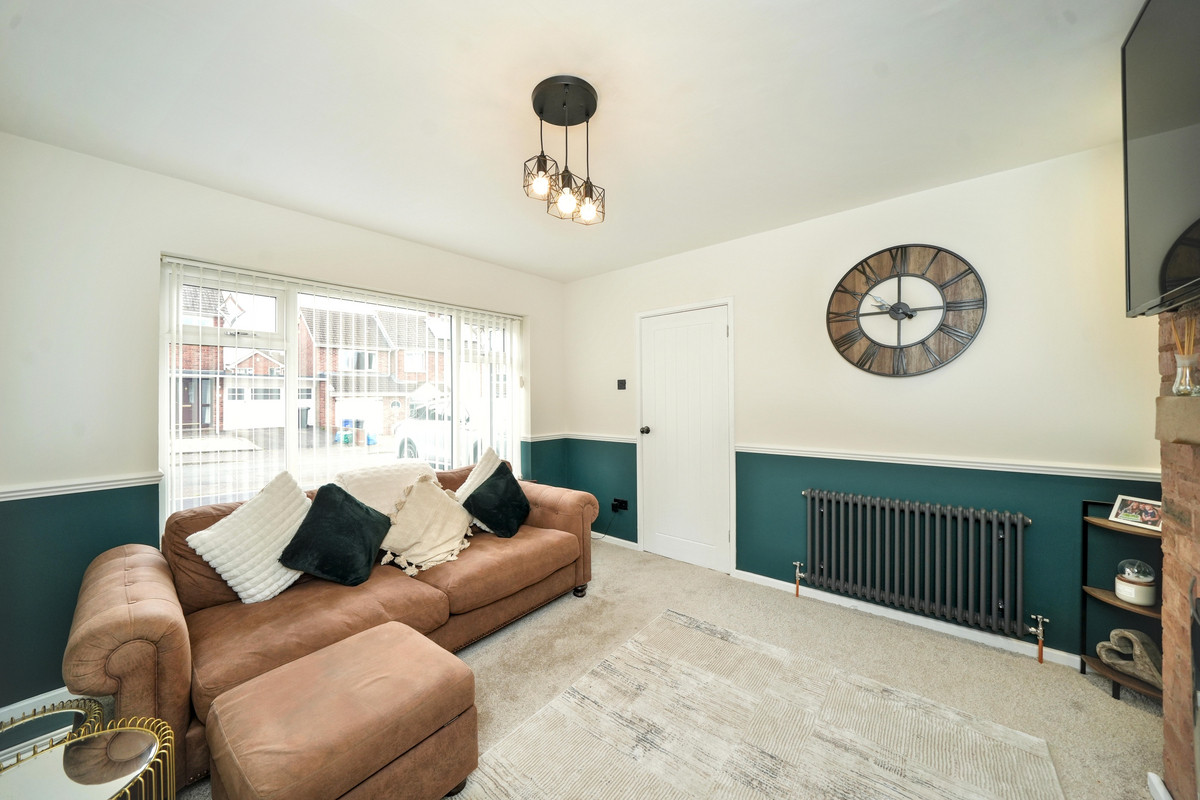Fellows Avenue, Kingswinford, DY6, photo 14