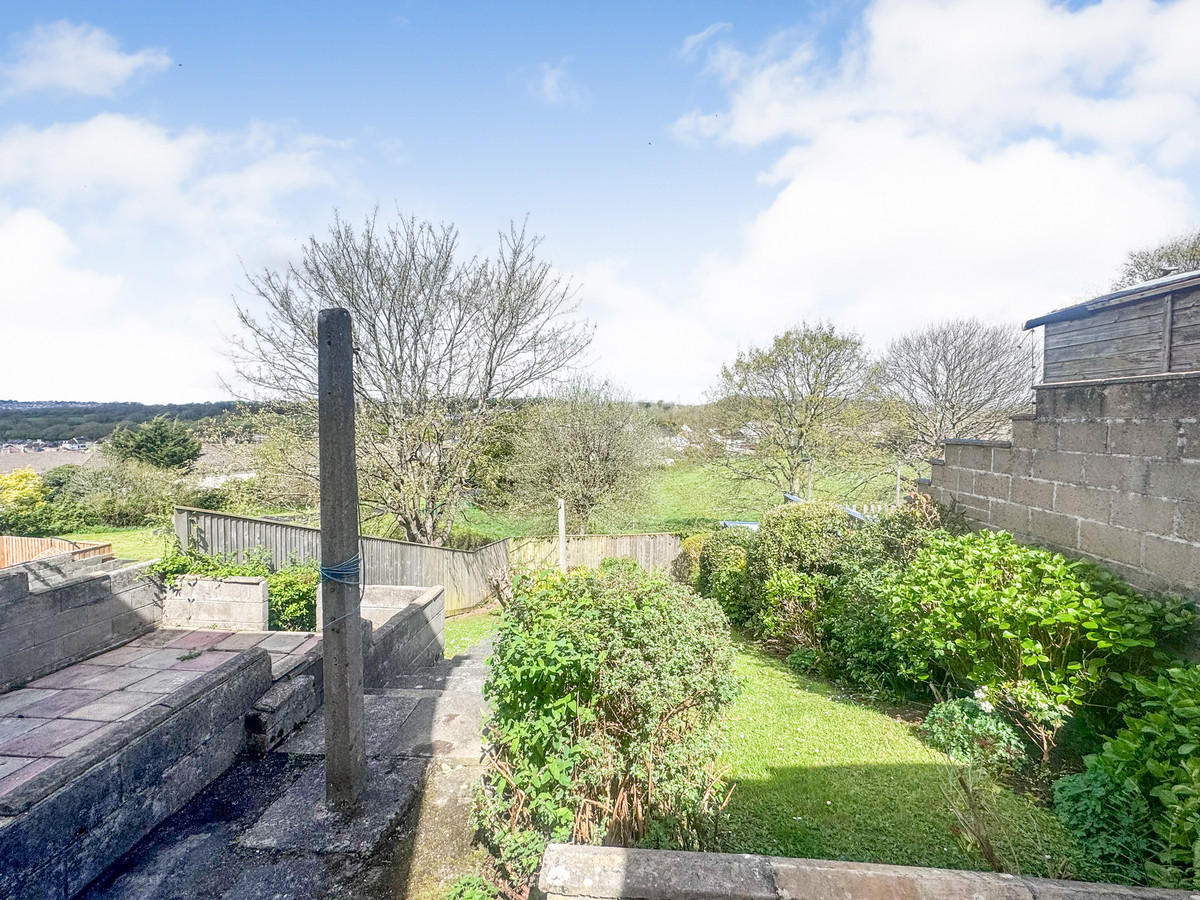 Shortwood Crescent, Plymouth, PL9 Spacious Semi Detached Family Home in Plymstock, photo 21